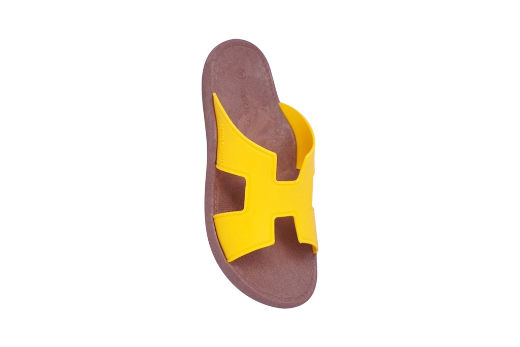 Hermey Brown Sole Yellow Strap