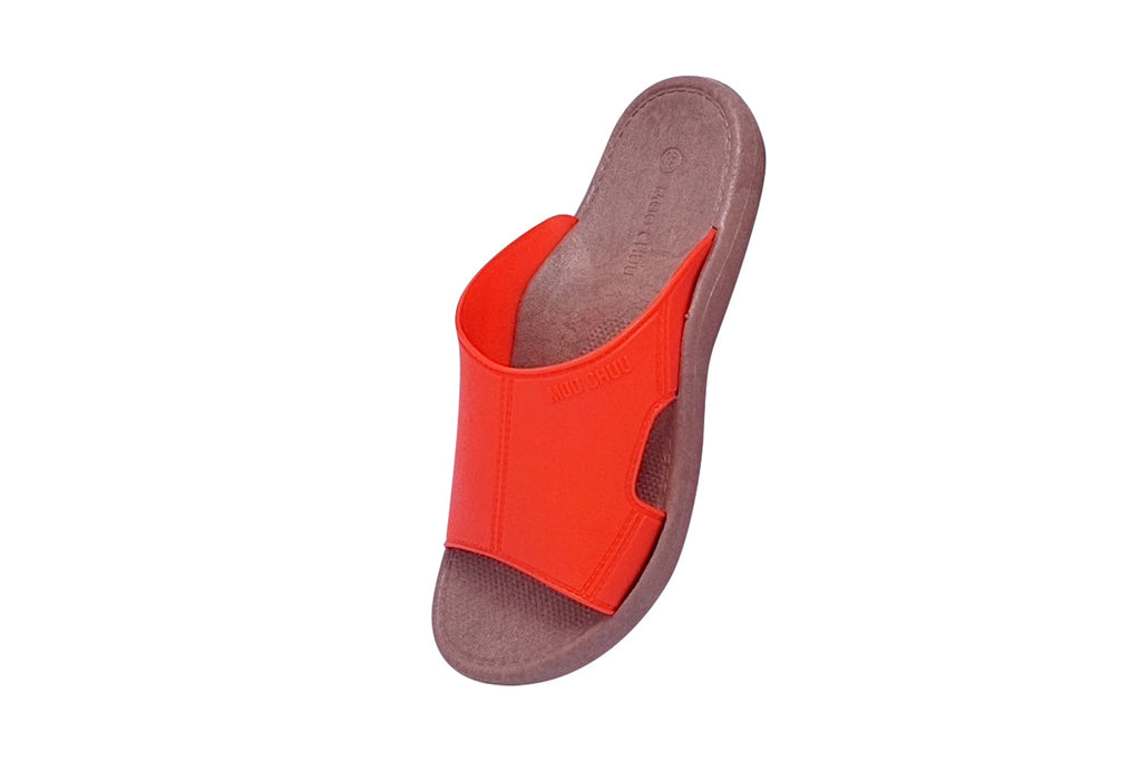 Jangy Brown Sole Red Strap