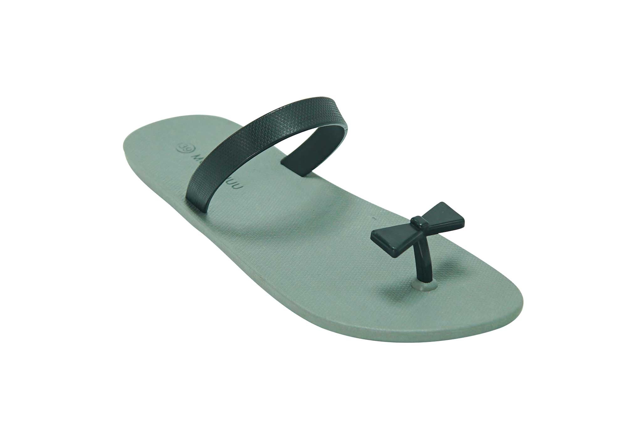Sweety Bow Grey Sole Black Strap