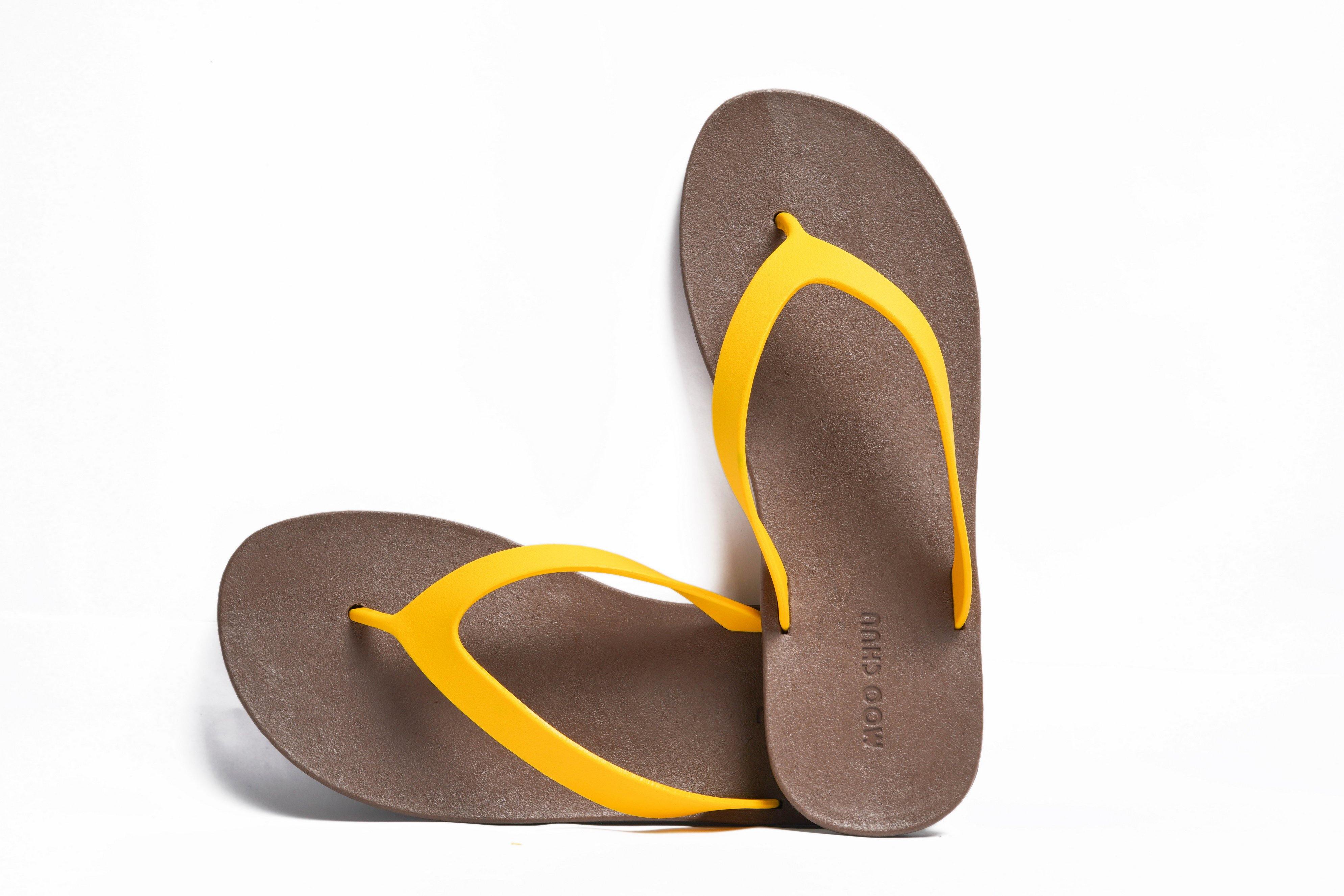 Flippy Brown Sole Yellow Strap - Moo Chuu India