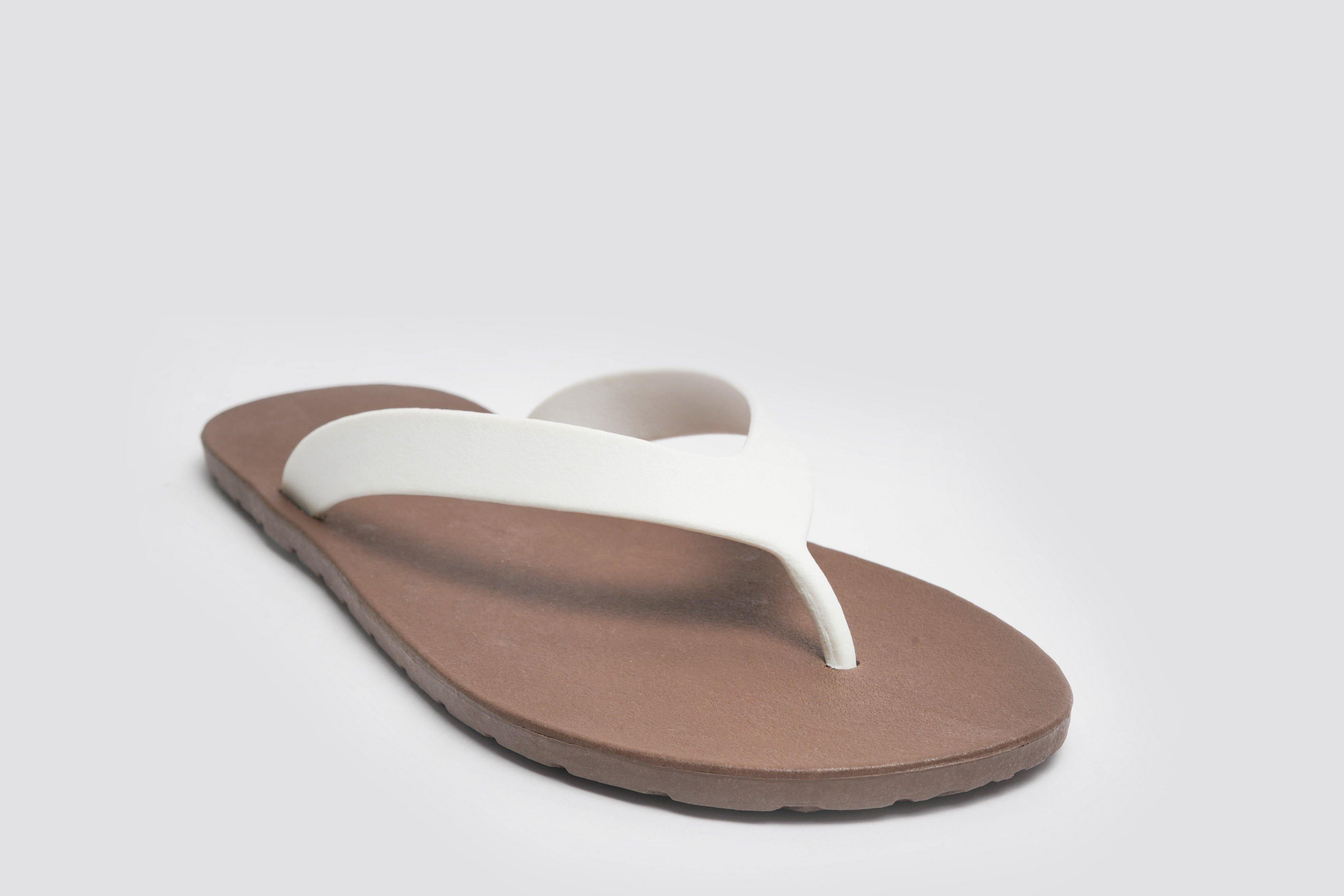 Flippy Brown Sole White Strap - Moo Chuu India