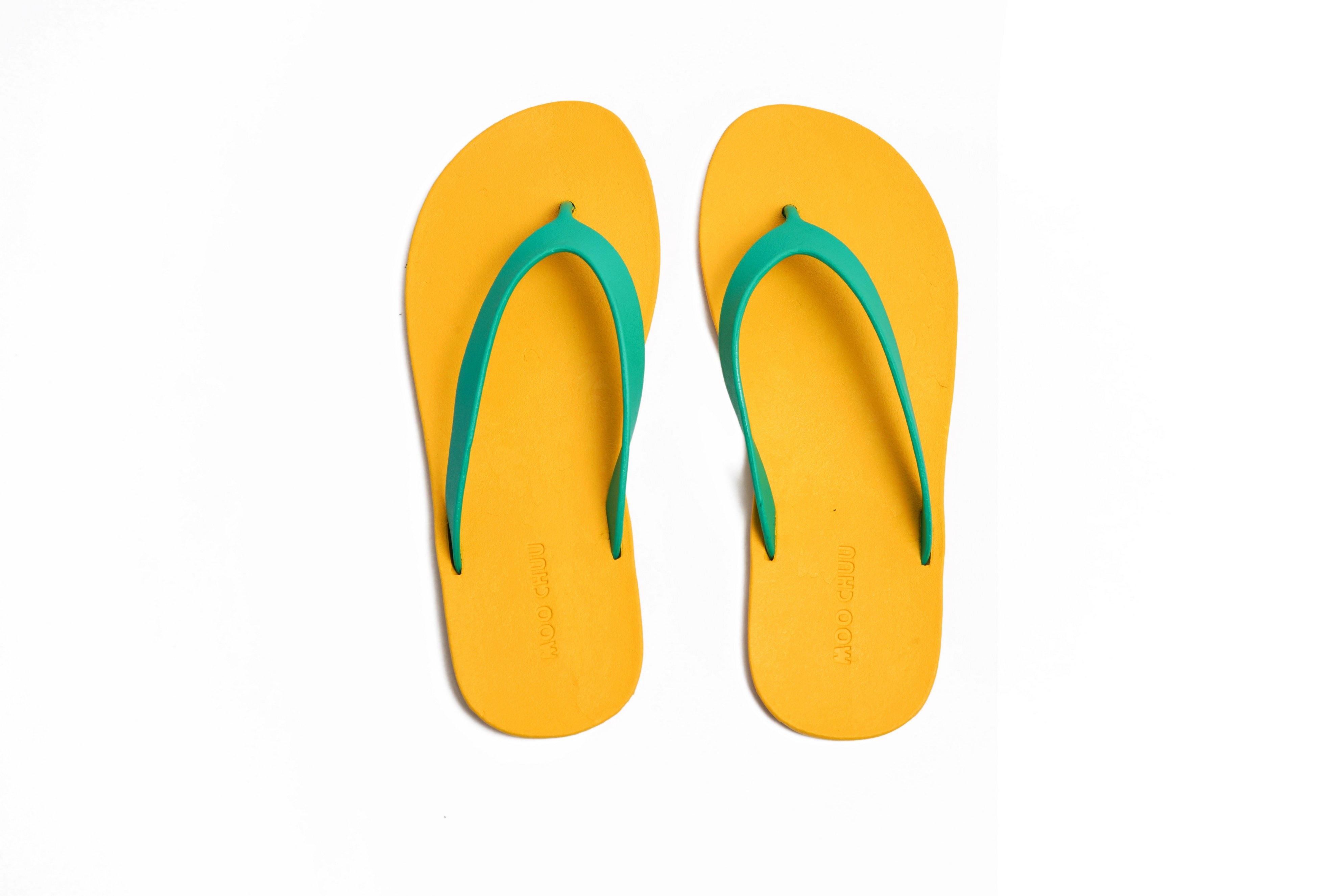 Flippy Yellow Sole Green Strap - Moo Chuu India