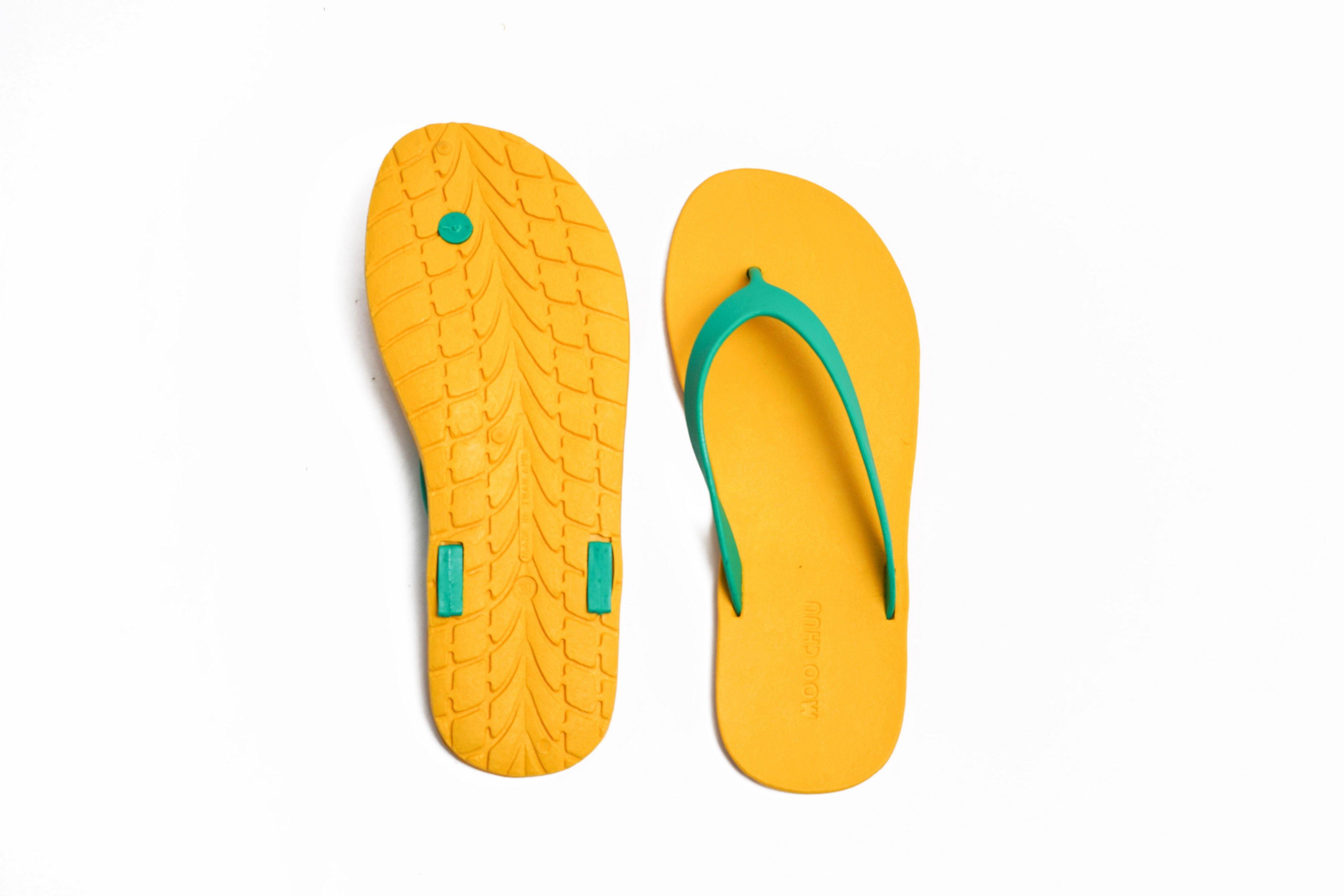 Flippy Yellow Sole Green Strap - Moo Chuu India