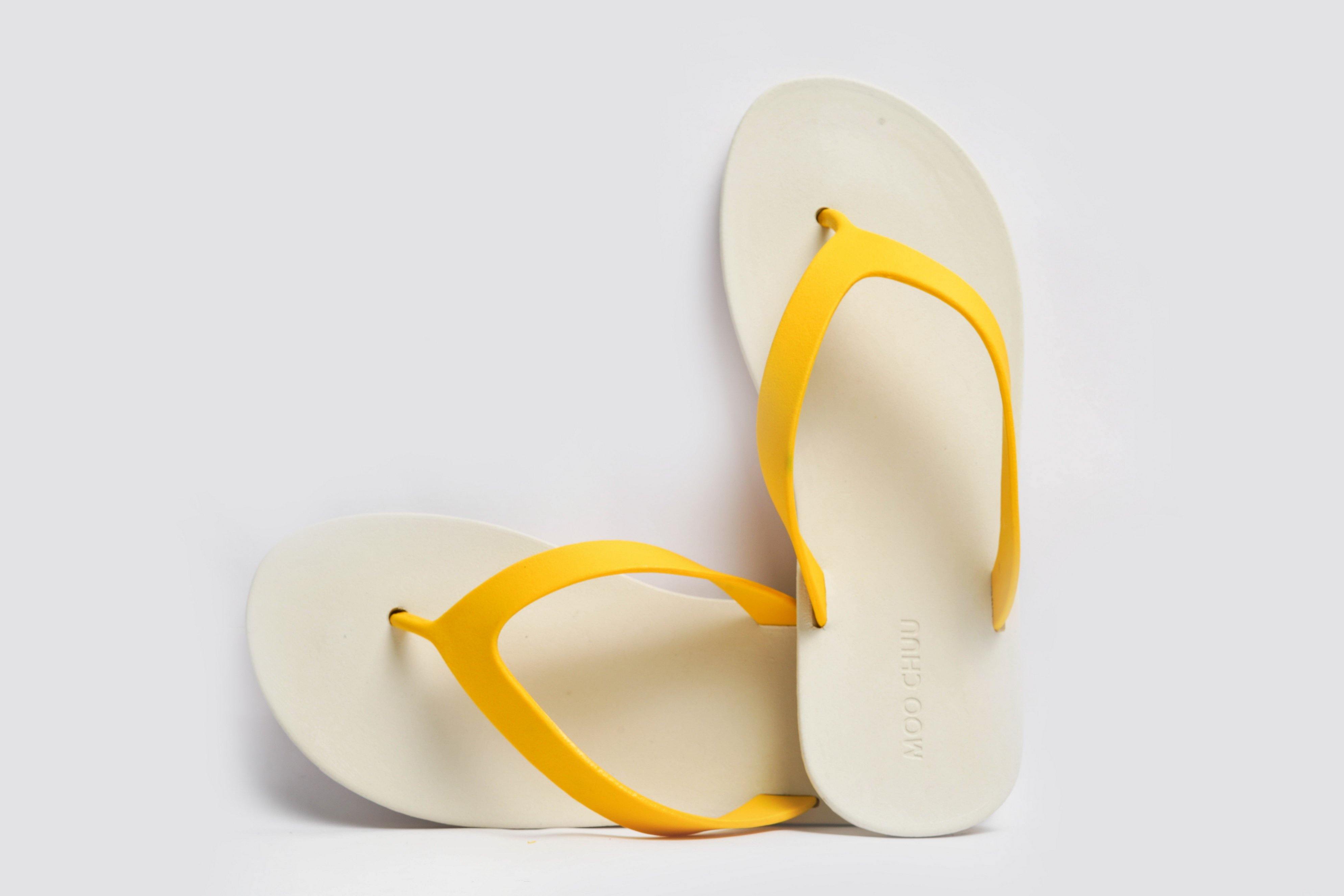 Flippy White Sole Yellow Strap - Moo Chuu India