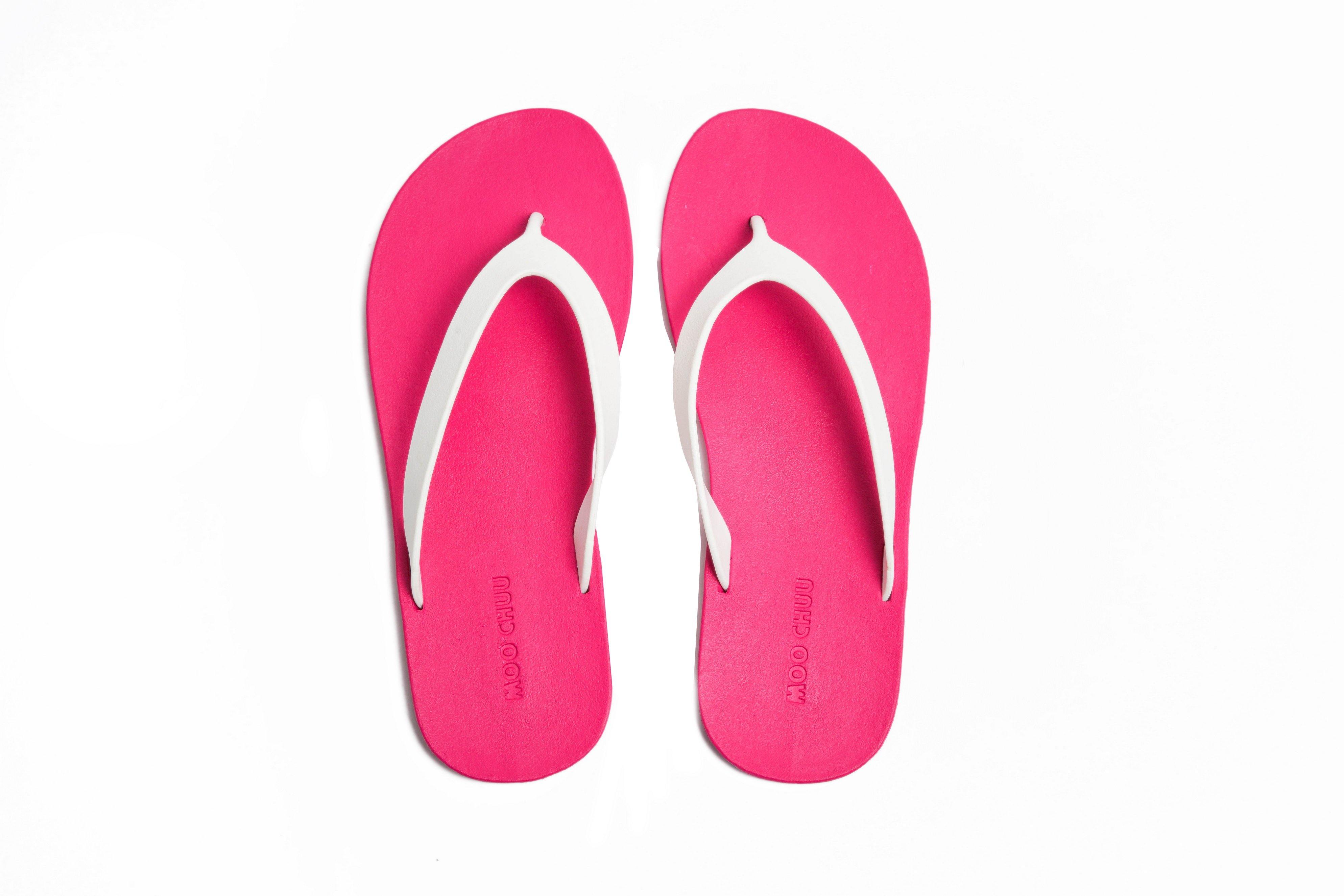 Flippy Pink Sole White Strap - Moo Chuu India