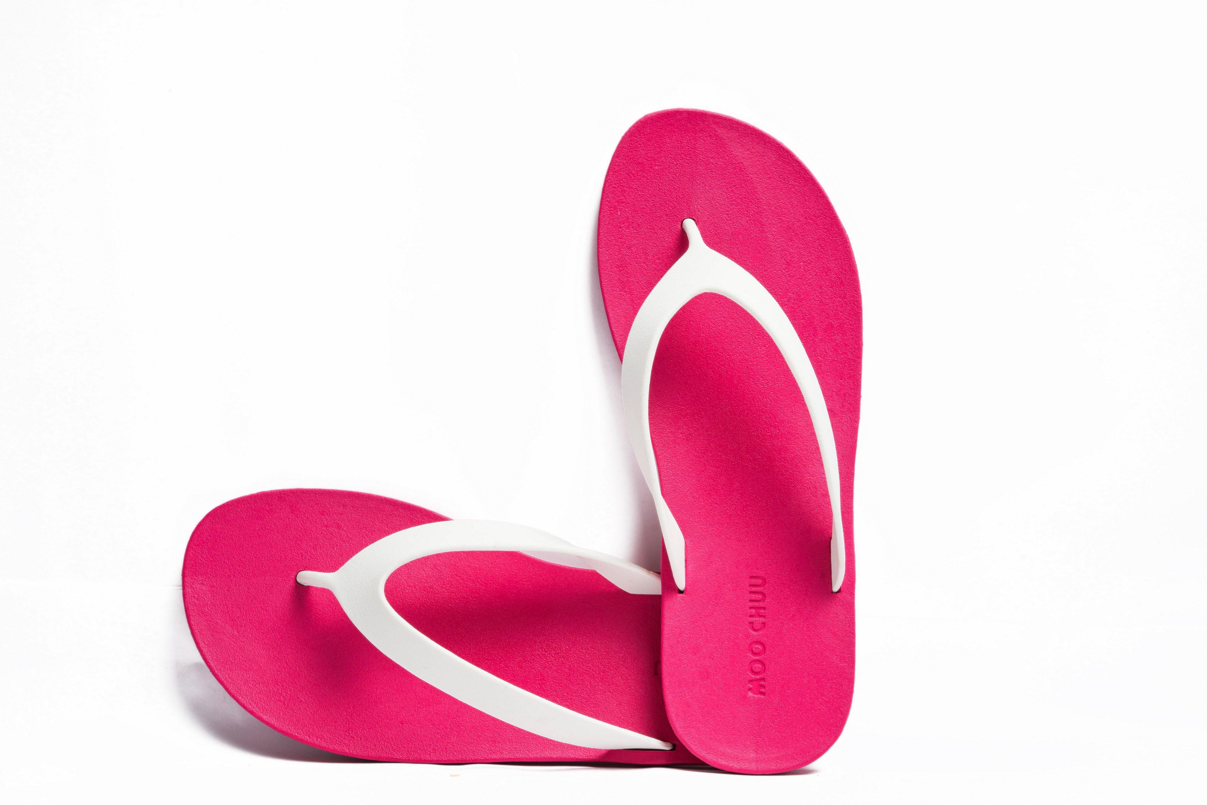 Flippy Pink Sole White Strap - Moo Chuu India