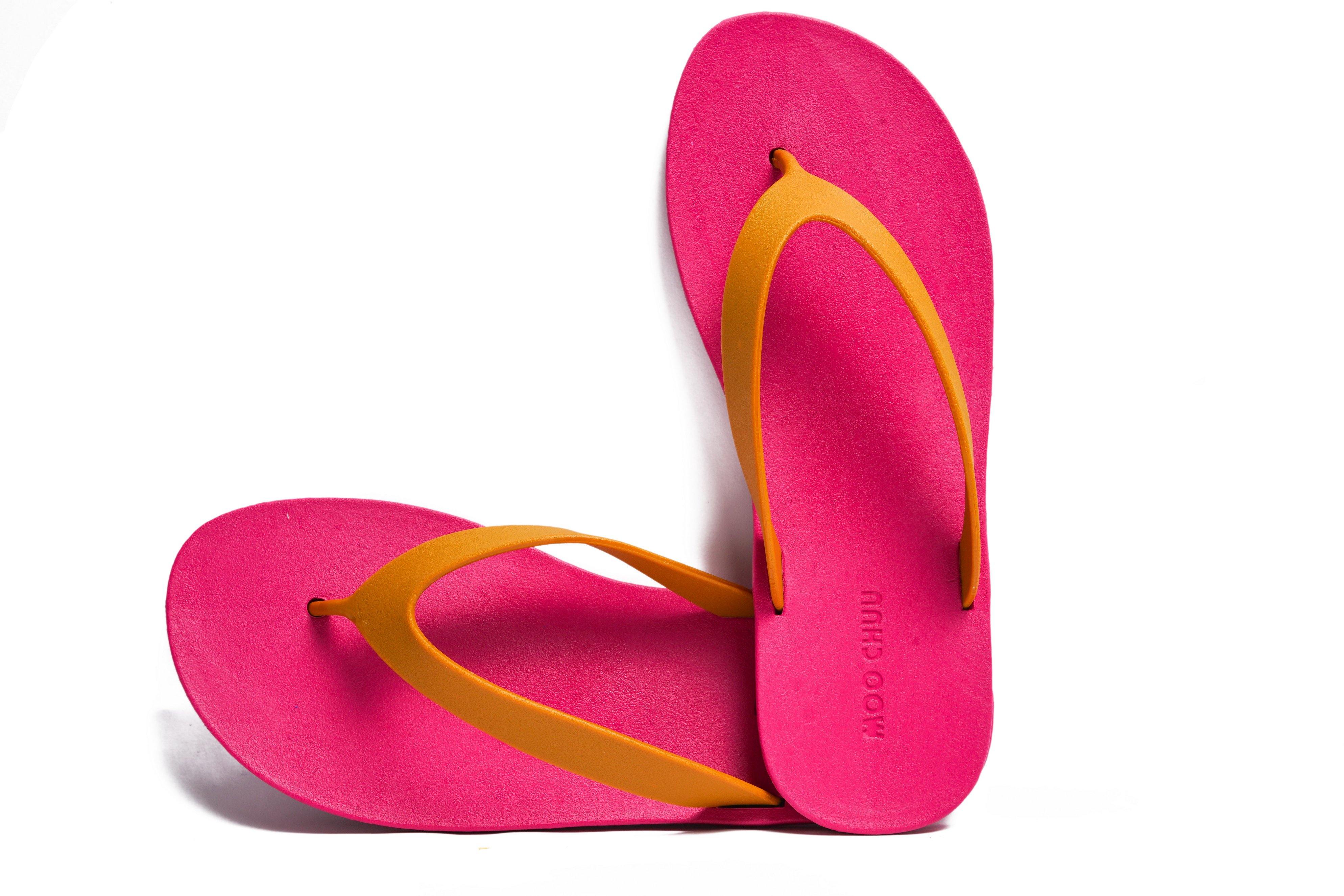 Flippy Pink Sole Caramel Strap - Moo Chuu India