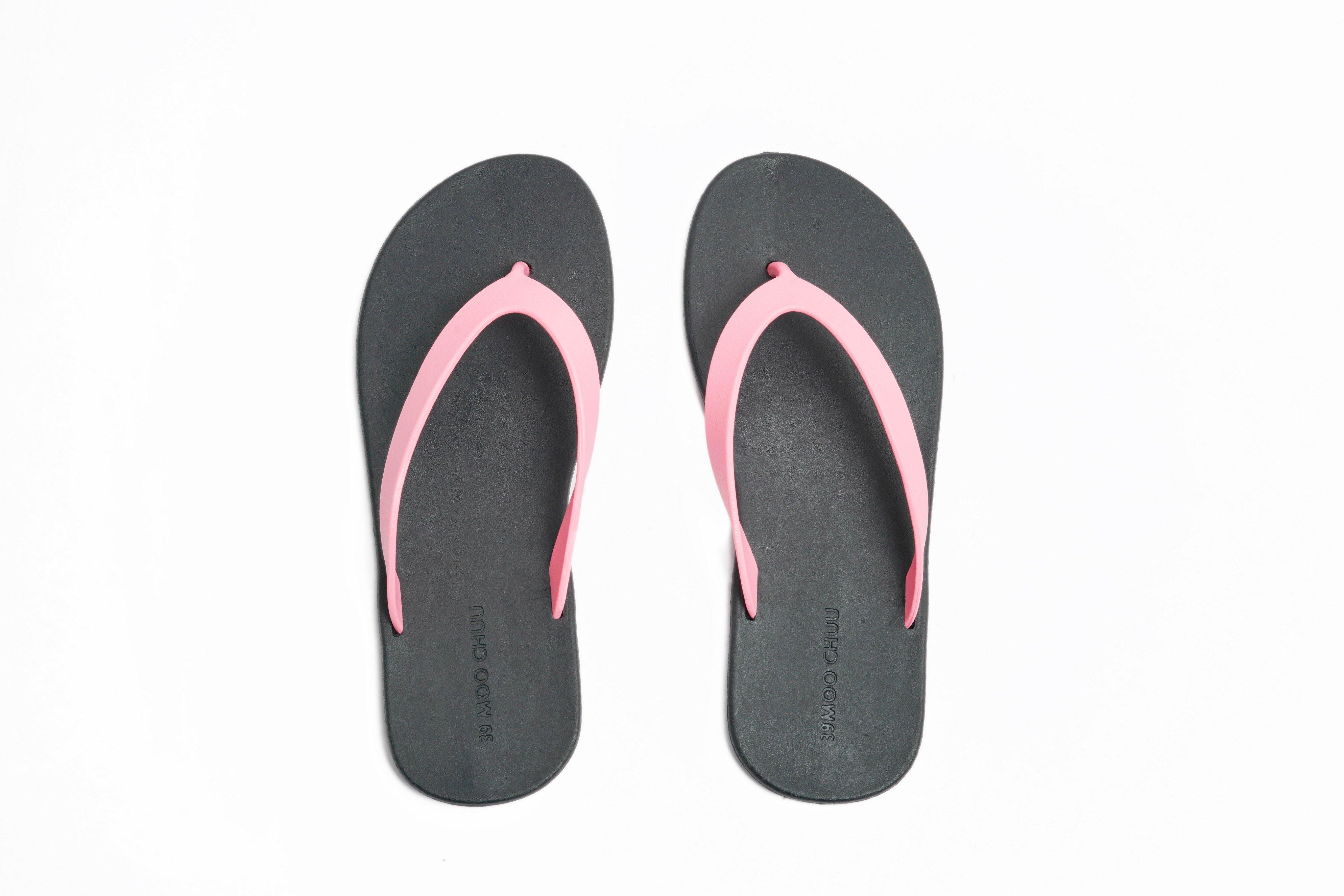 Flippy Black Sole Light Pink Strap - Moo Chuu India