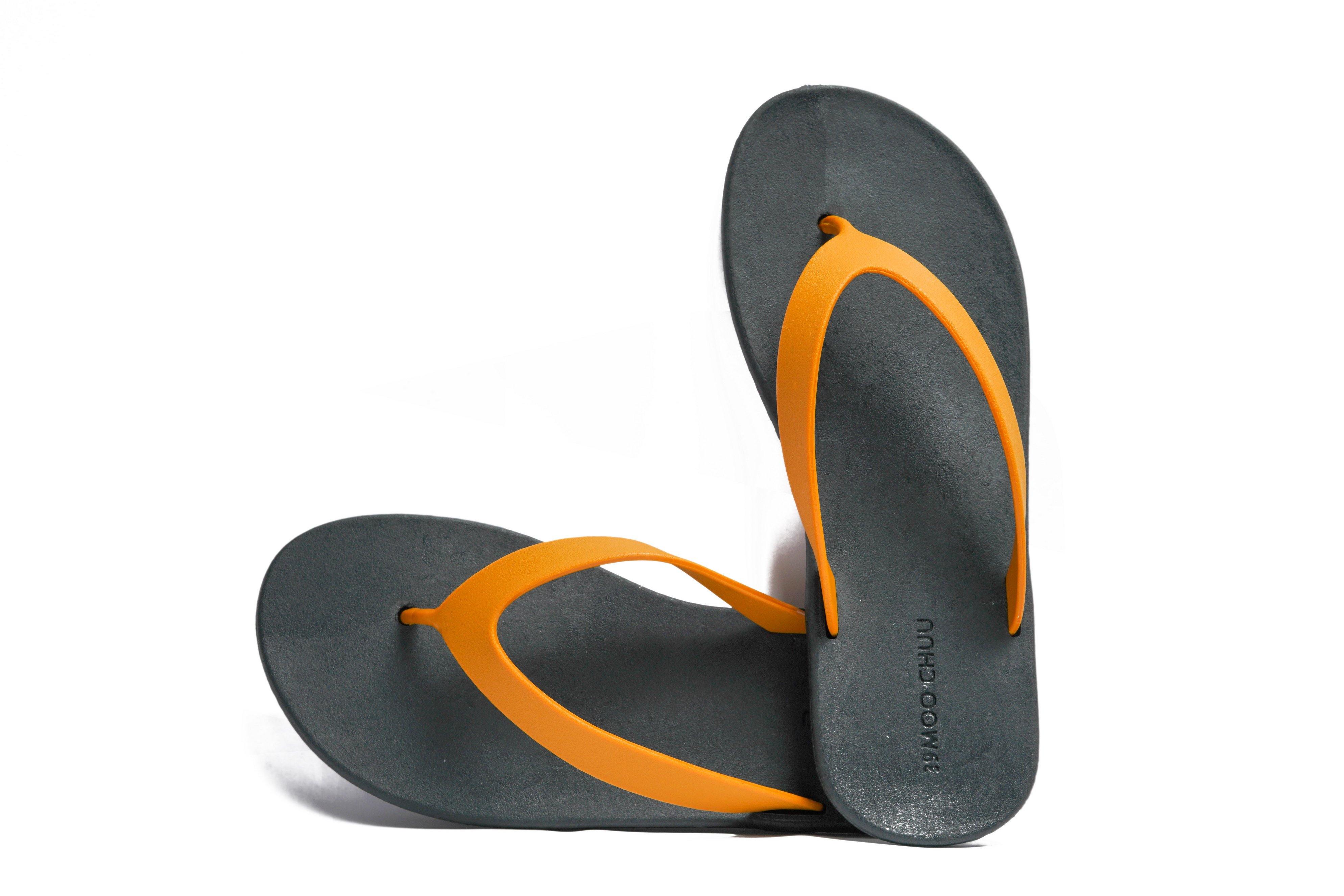 Flippy Black Sole Caramel Strap - Moo Chuu India