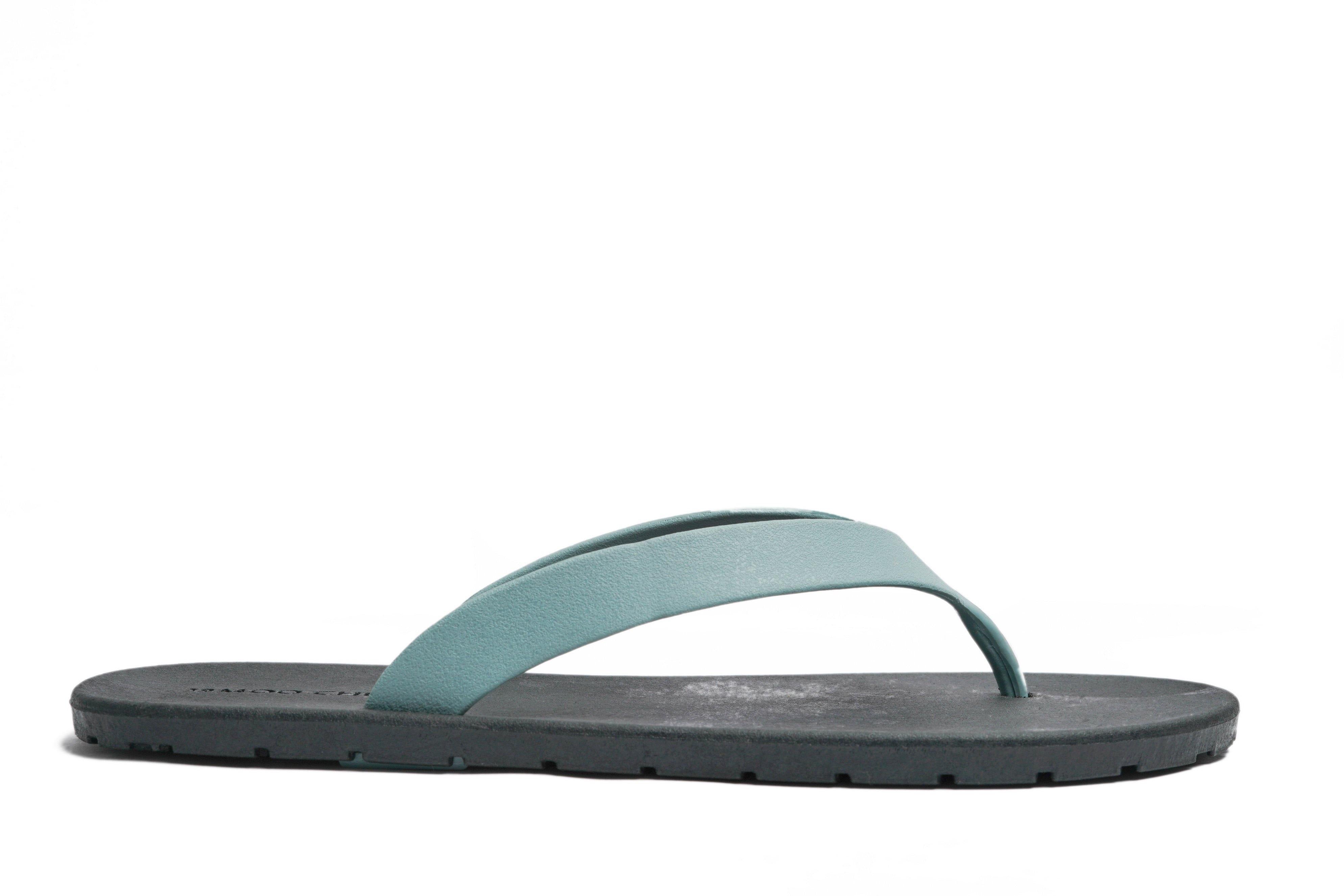 Flippy Black Sole Grey Strap - Moo Chuu India