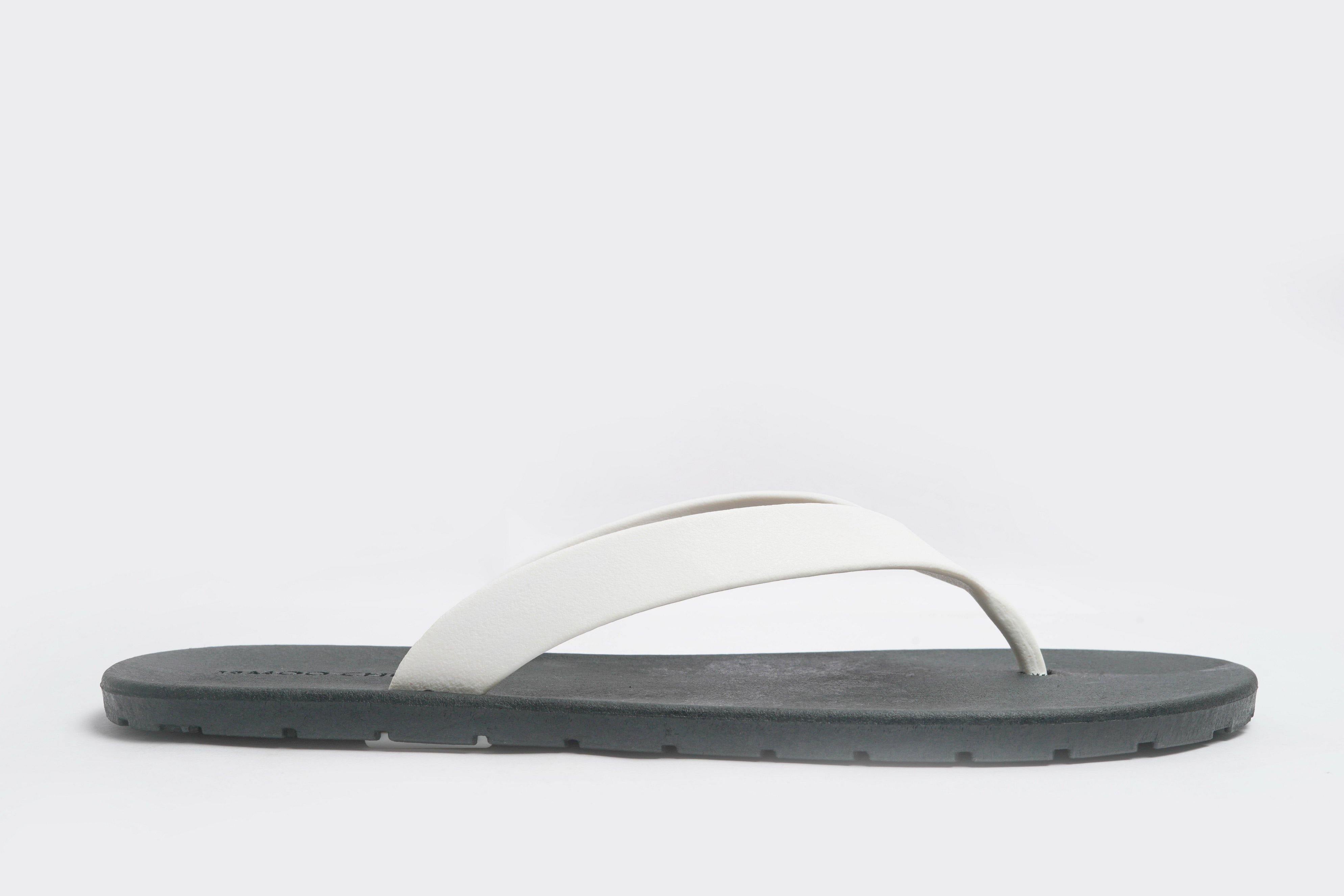 Flippy Black Sole White Strap - Moo Chuu India