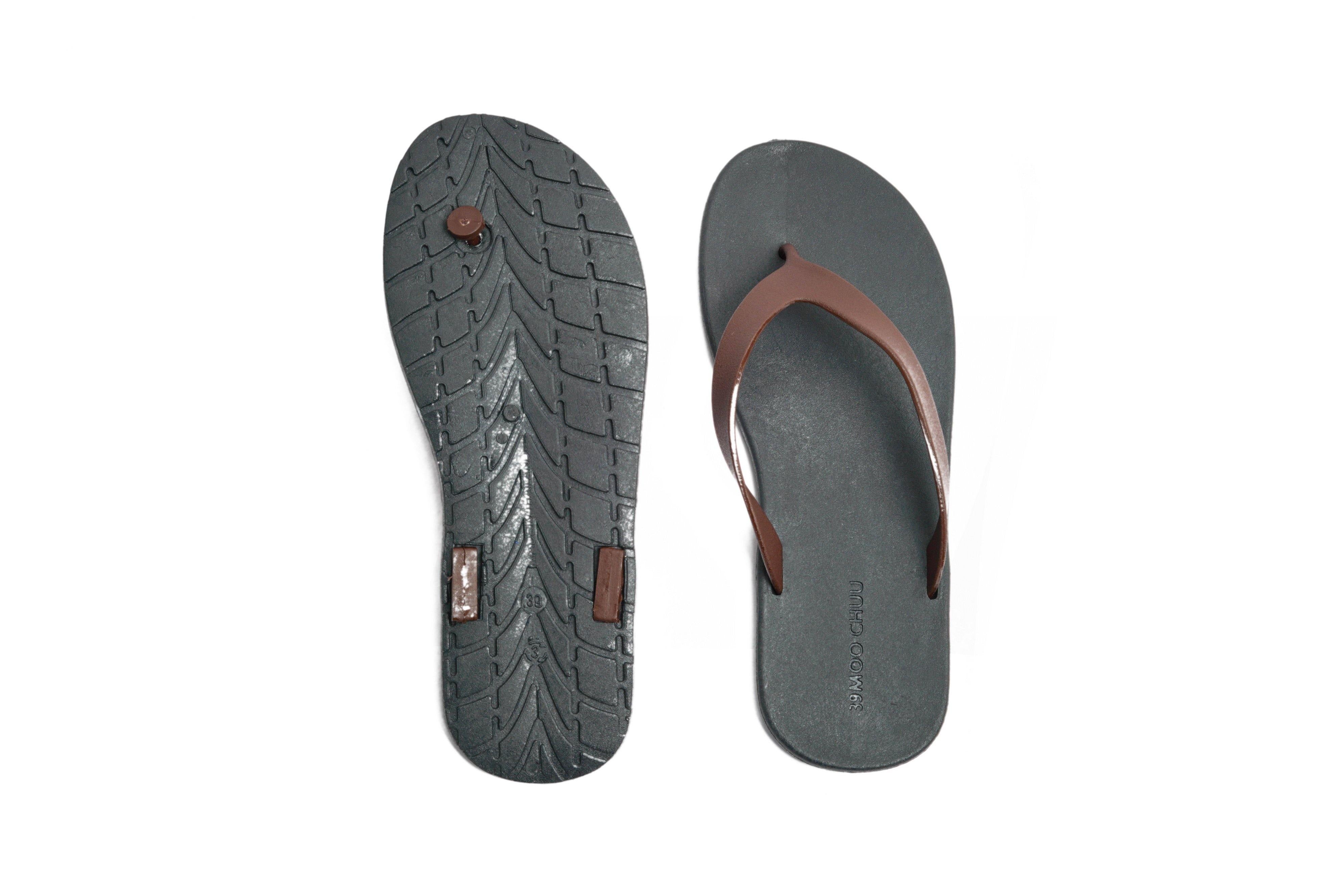 Flippy Black Sole Brown Strap - Moo Chuu India
