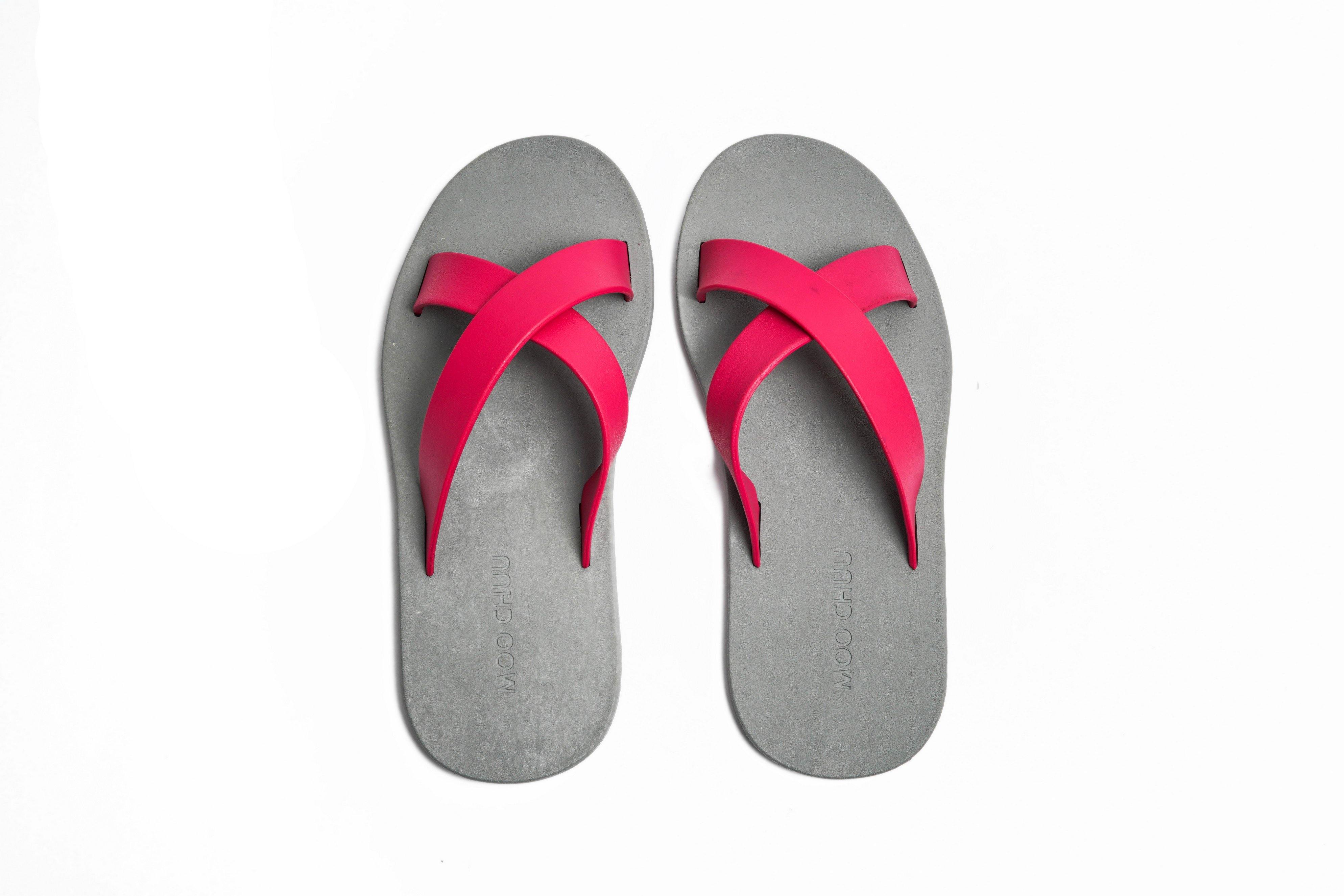 Cross Grey Sole Pink Strap - Moo Chuu India