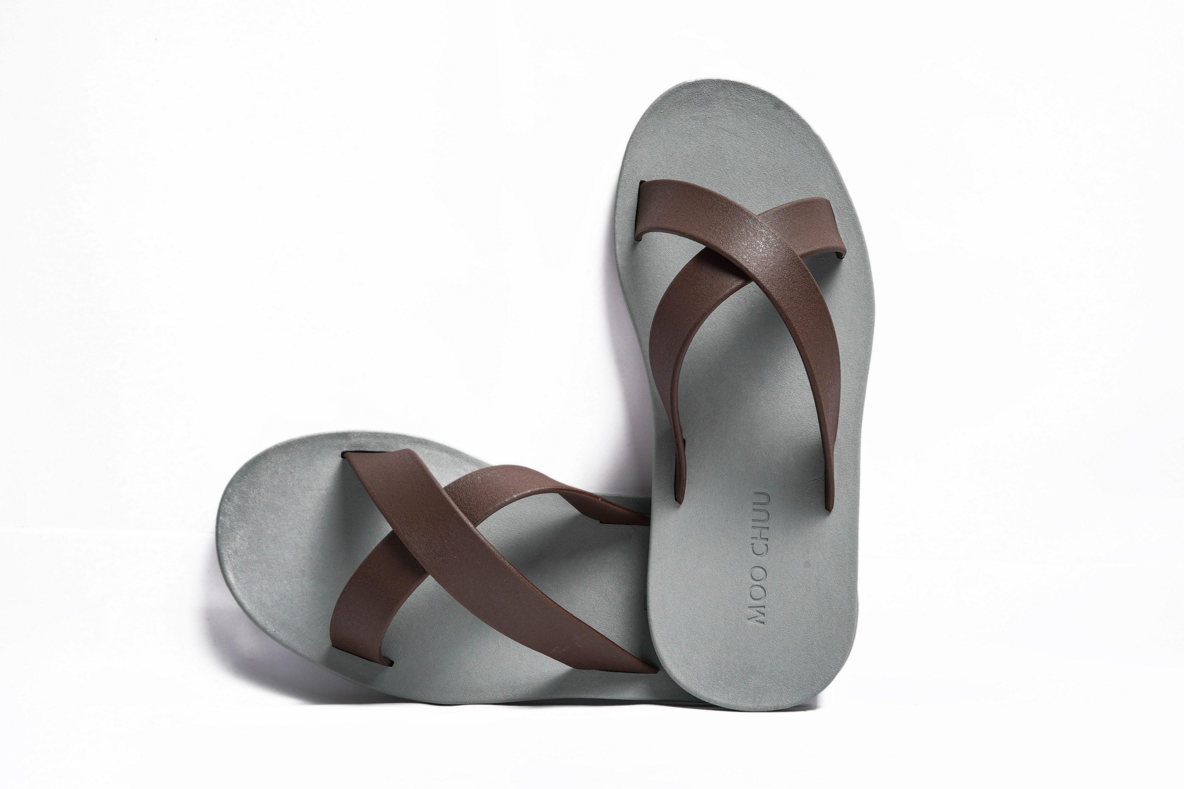 Cross Grey Sole Brown Strap - Moo Chuu India