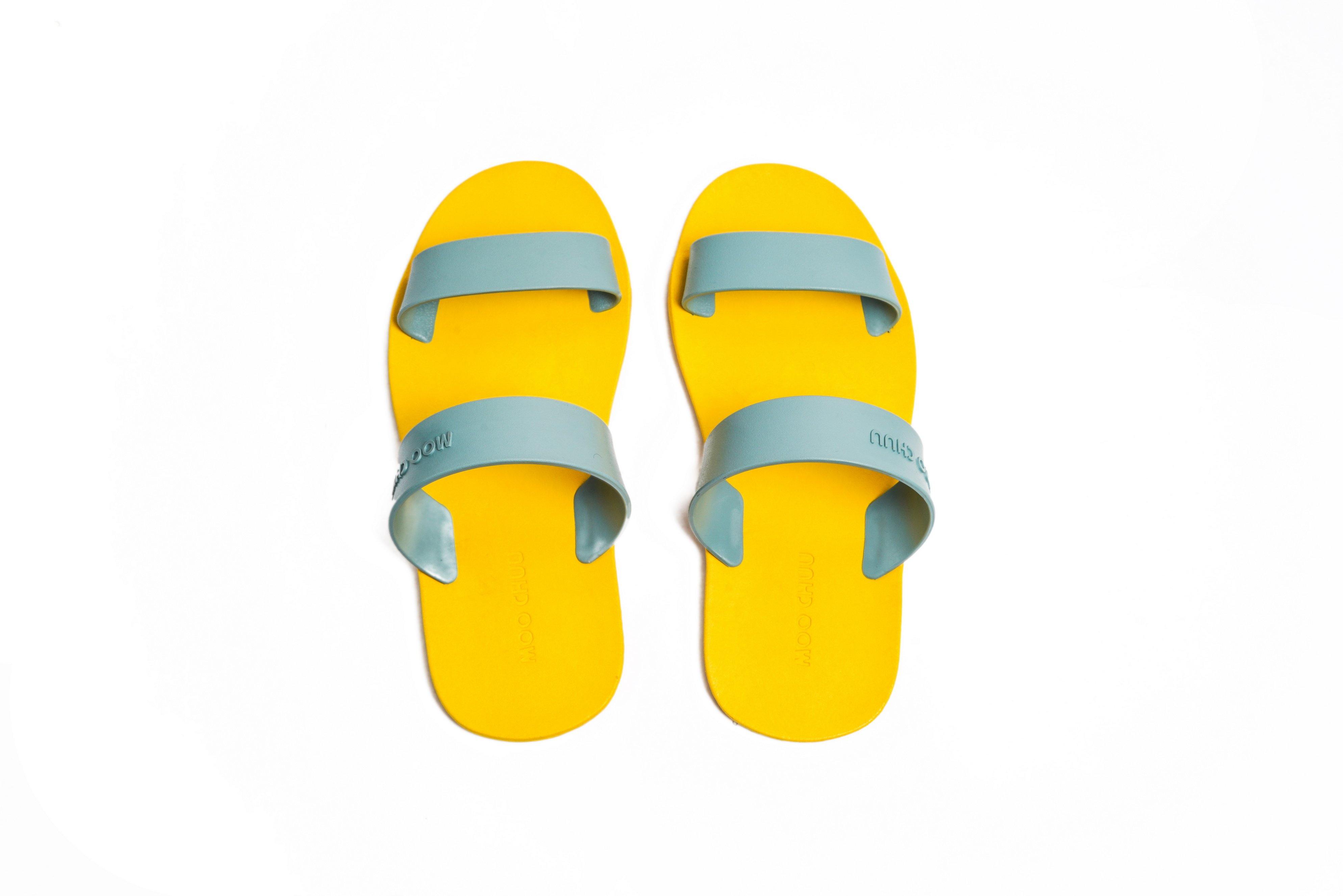 Twin Yellow Sole Grey Strap - Moo Chuu India