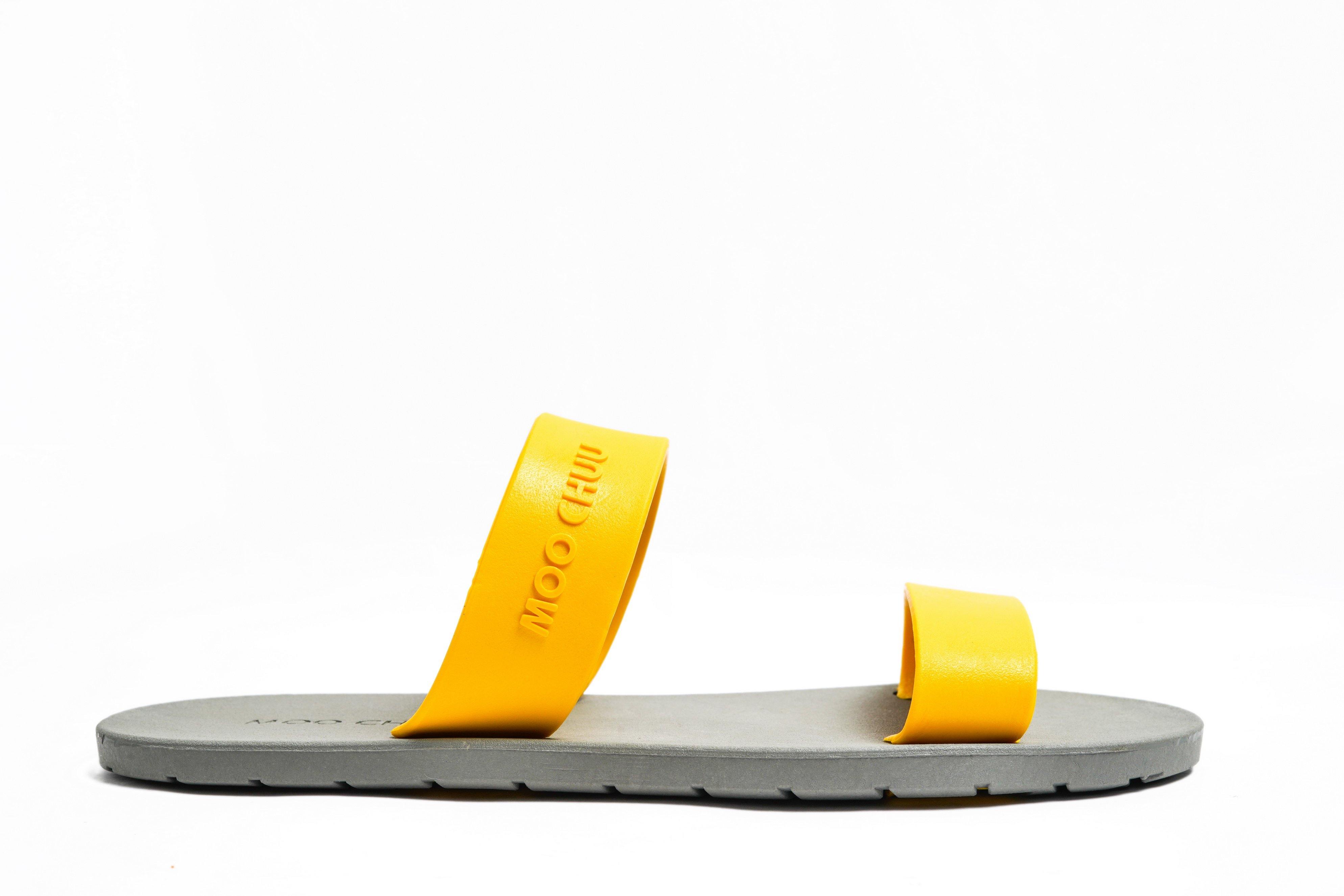 Twin Grey Sole Yellow Strap - Moo Chuu India