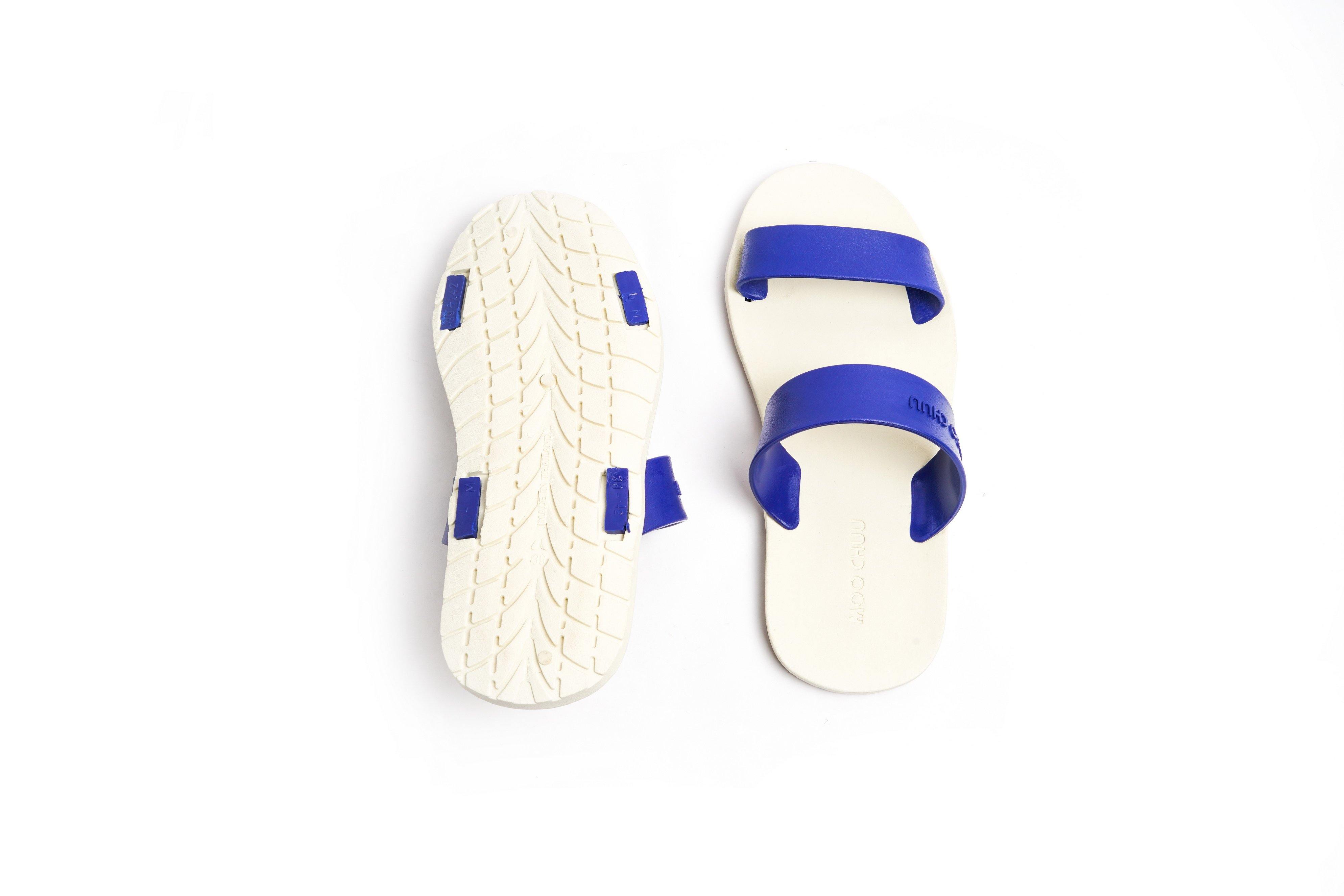 Twin White Sole Blue Strap - Moo Chuu India