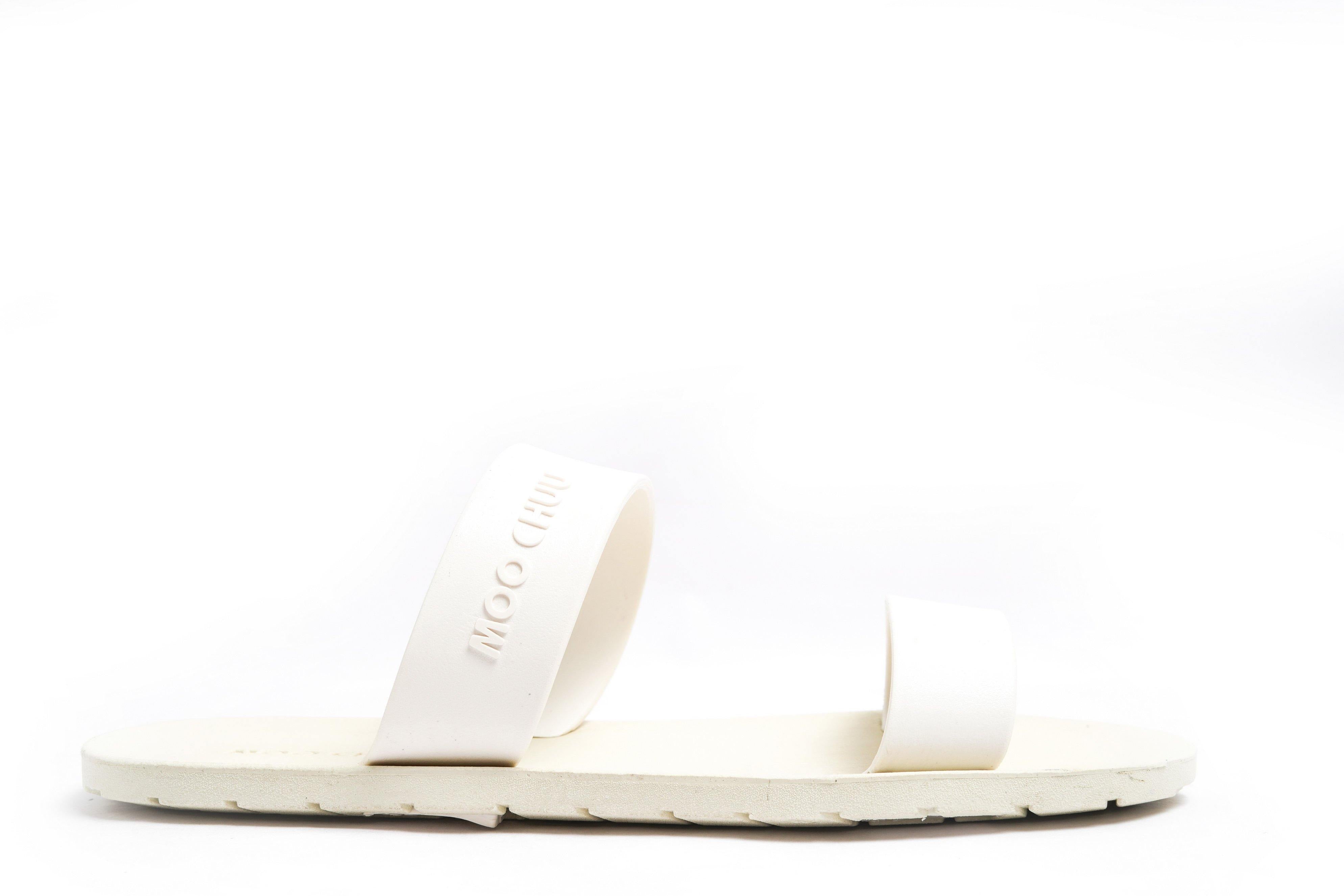 Twin White Sole White Strap - Moo Chuu India