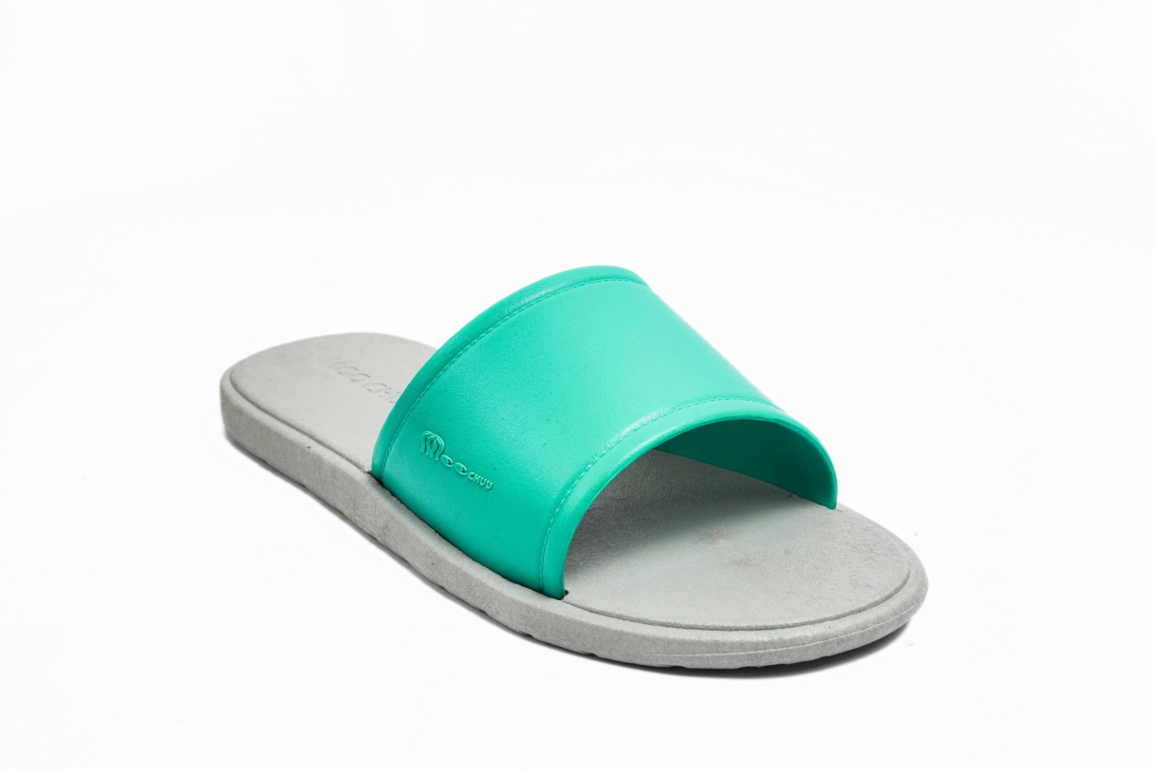 Fluffy Grey Sole Green Strap - Moo Chuu India