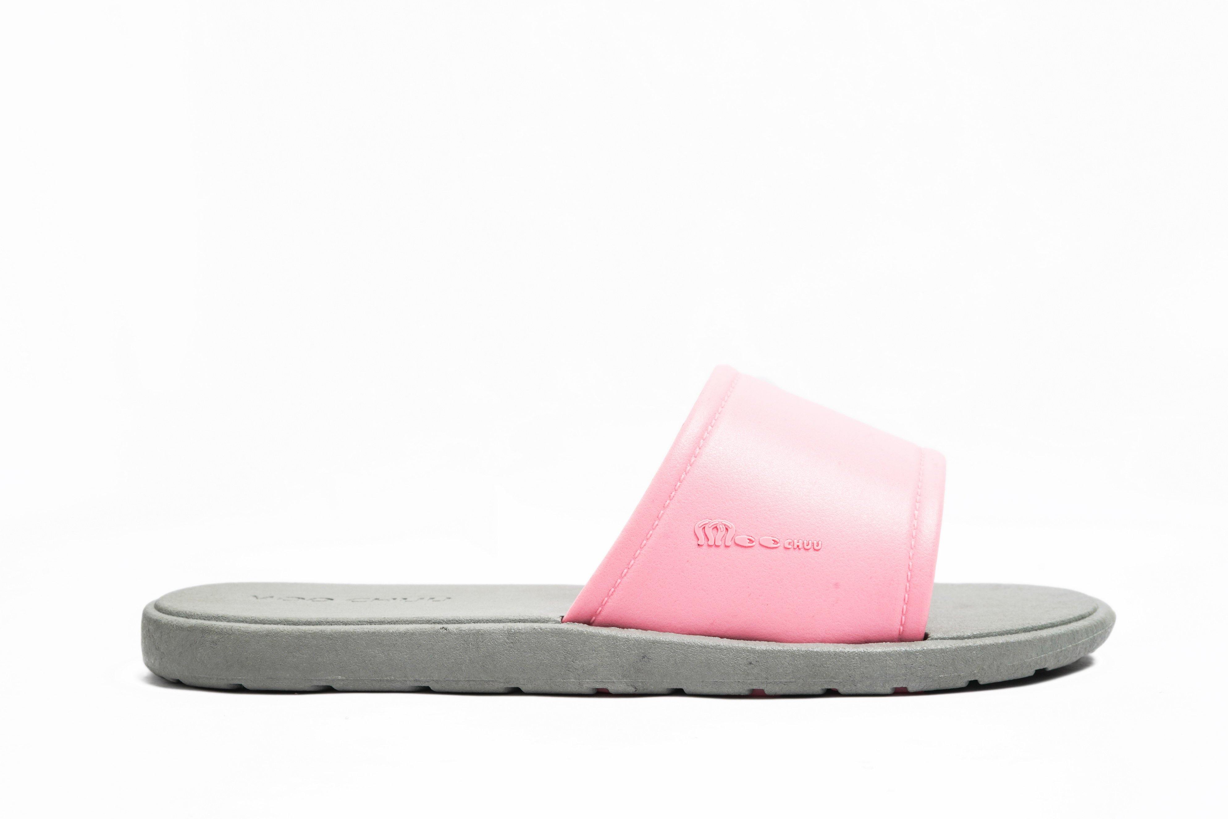 Fluffy Grey Sole Light Pink Strap - Moo Chuu India