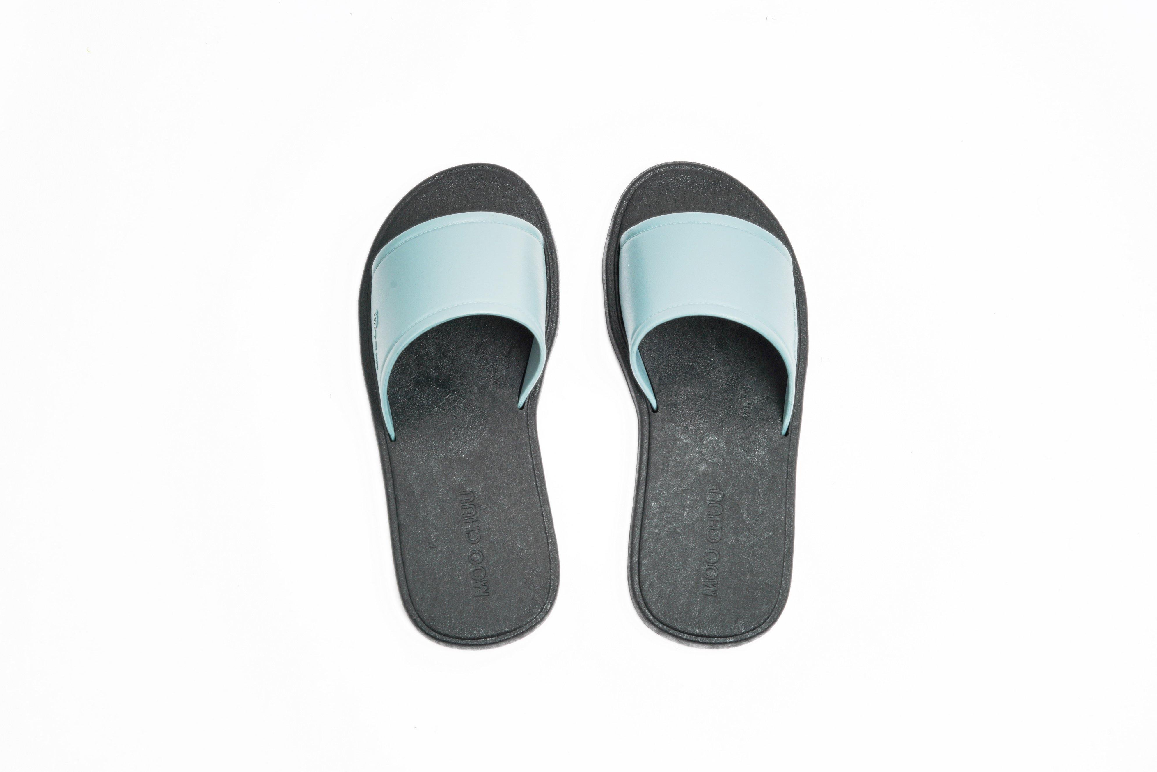 Fluffy Black Sole Grey Strap - Moo Chuu India