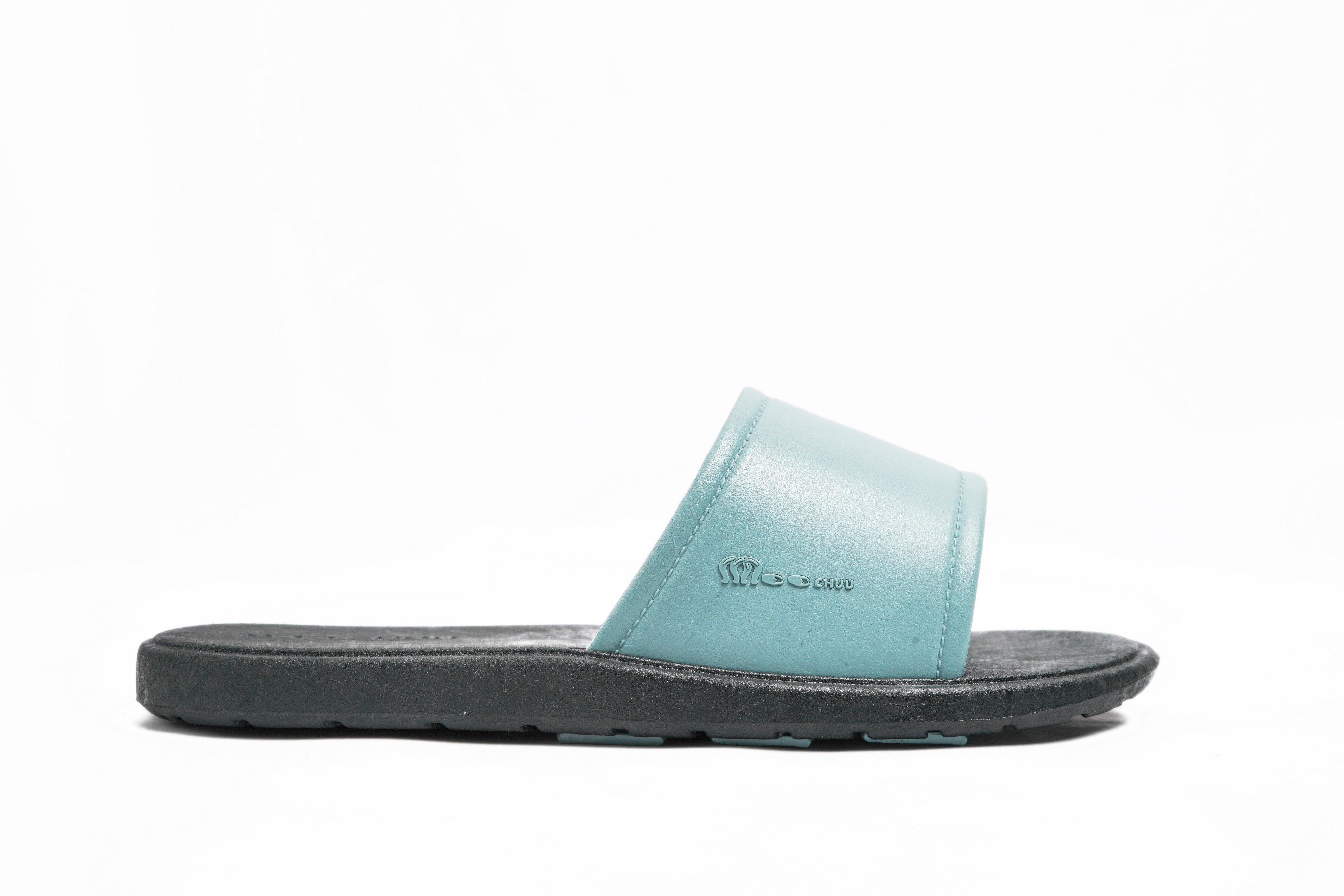 Fluffy Black Sole Grey Strap - Moo Chuu India