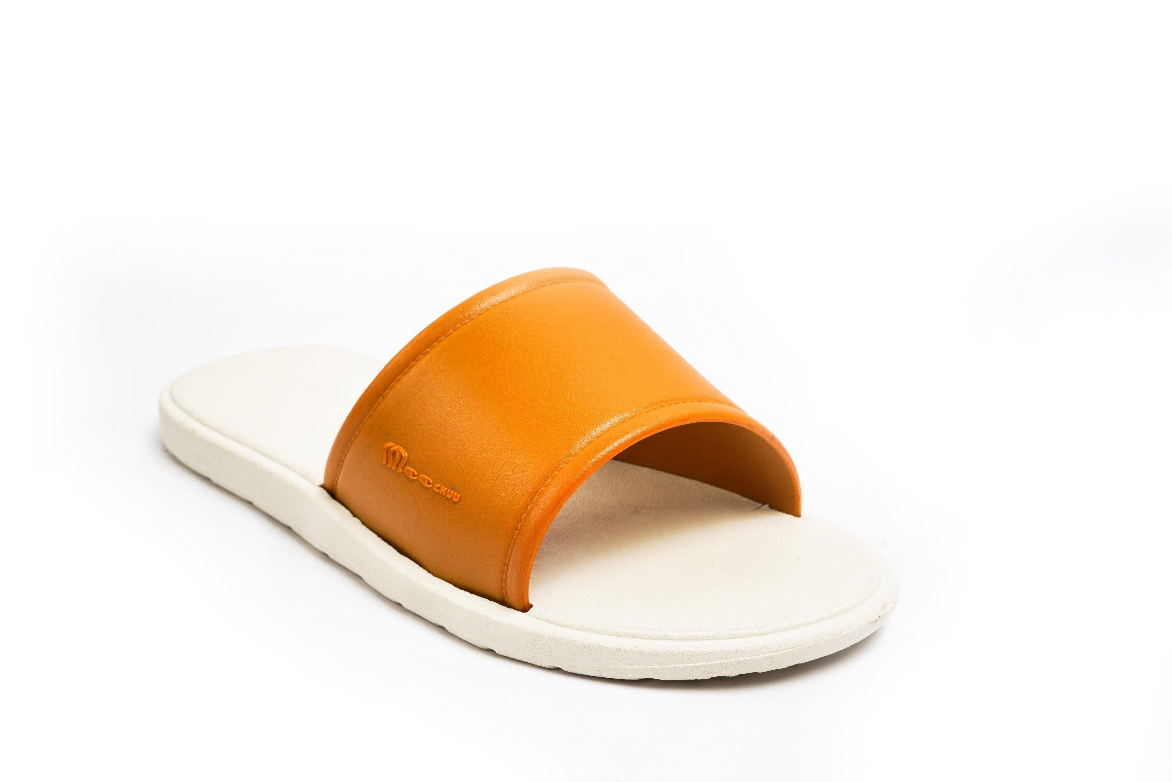 Fluffy White Sole Caramel Strap - Moo Chuu India