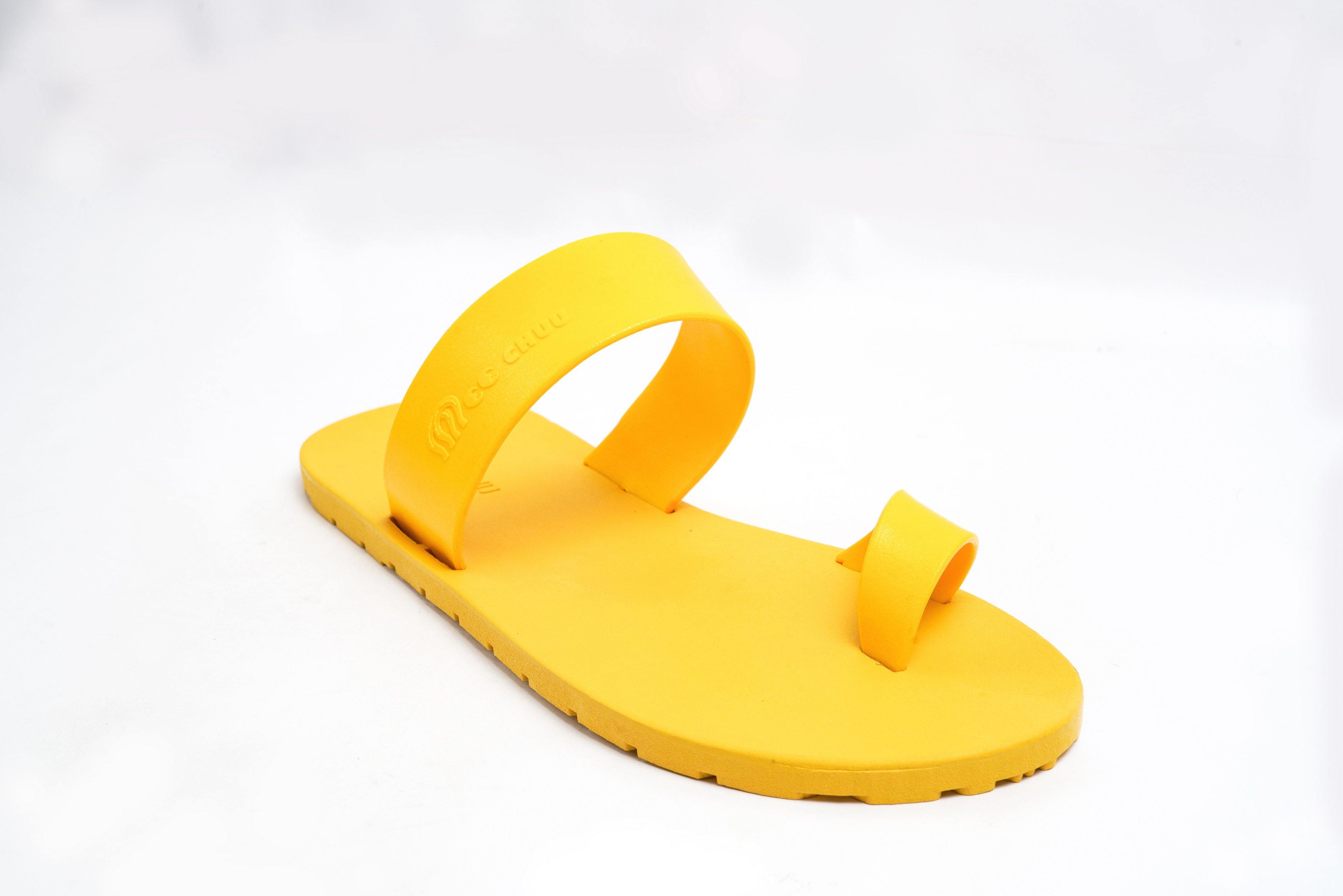 Pop Thumb Yellow Sole Yellow Strap - Moo Chuu India