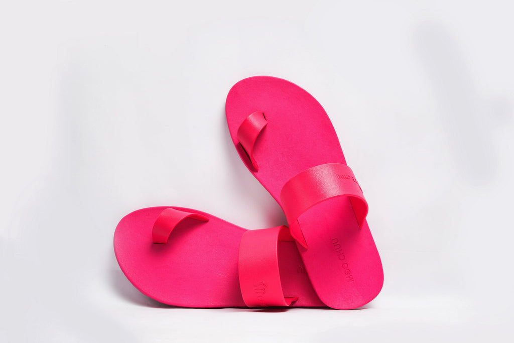 Pop Thumb Pink Sole Pink Strap - Moo Chuu India