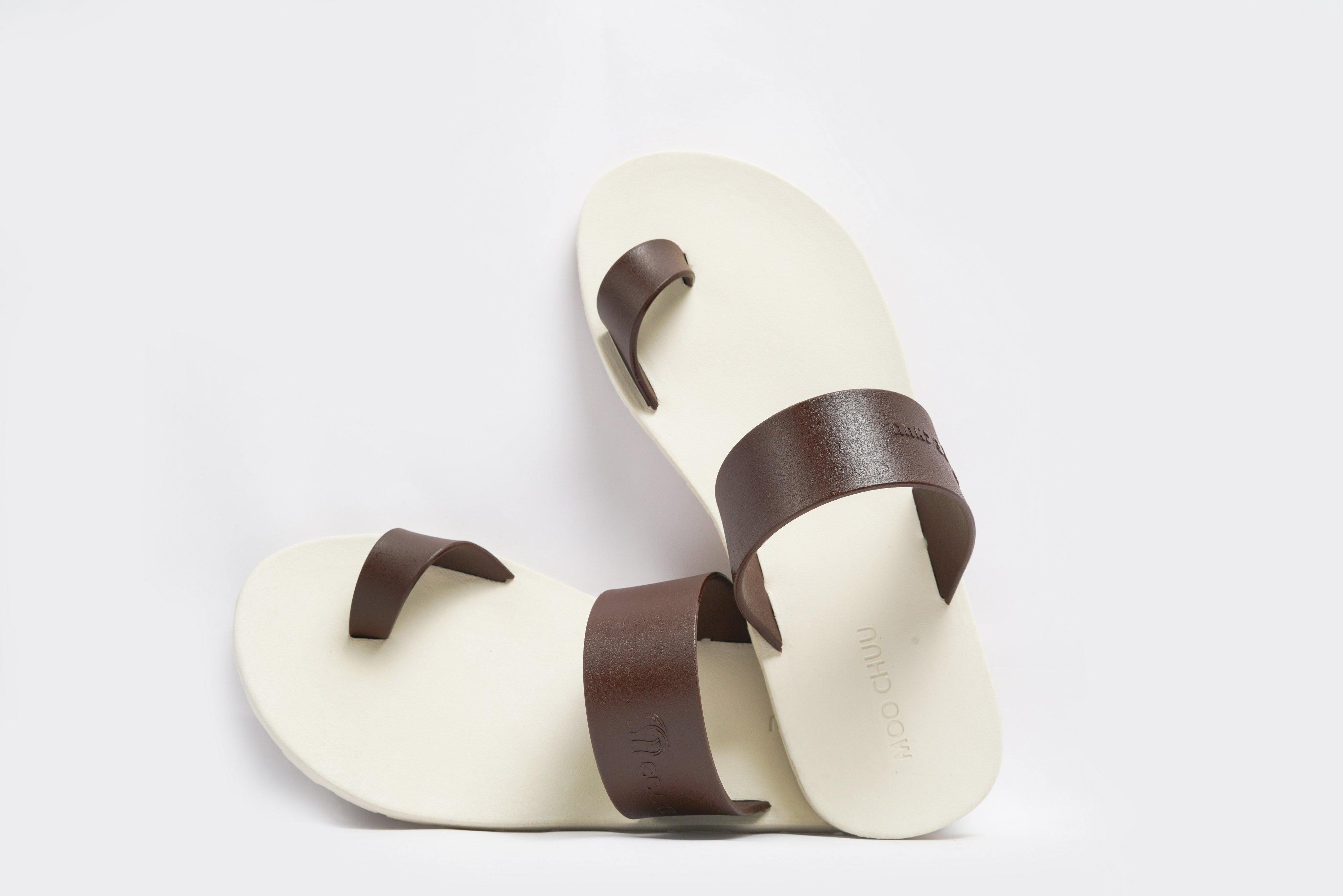Pop Thumb White Sole Brown Strap - Moo Chuu India