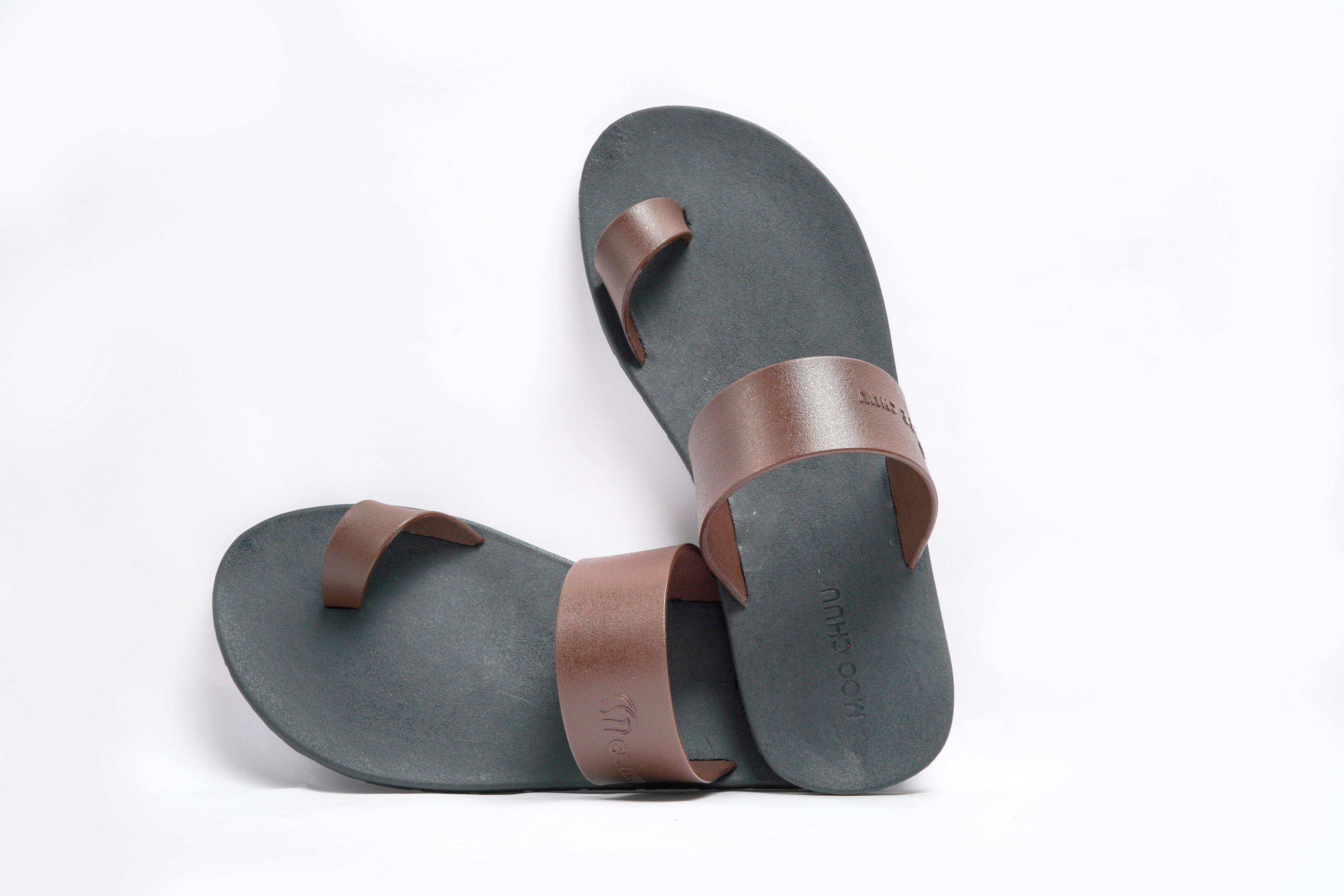 Pop Thumb Black Sole Brown Strap - Moo Chuu India