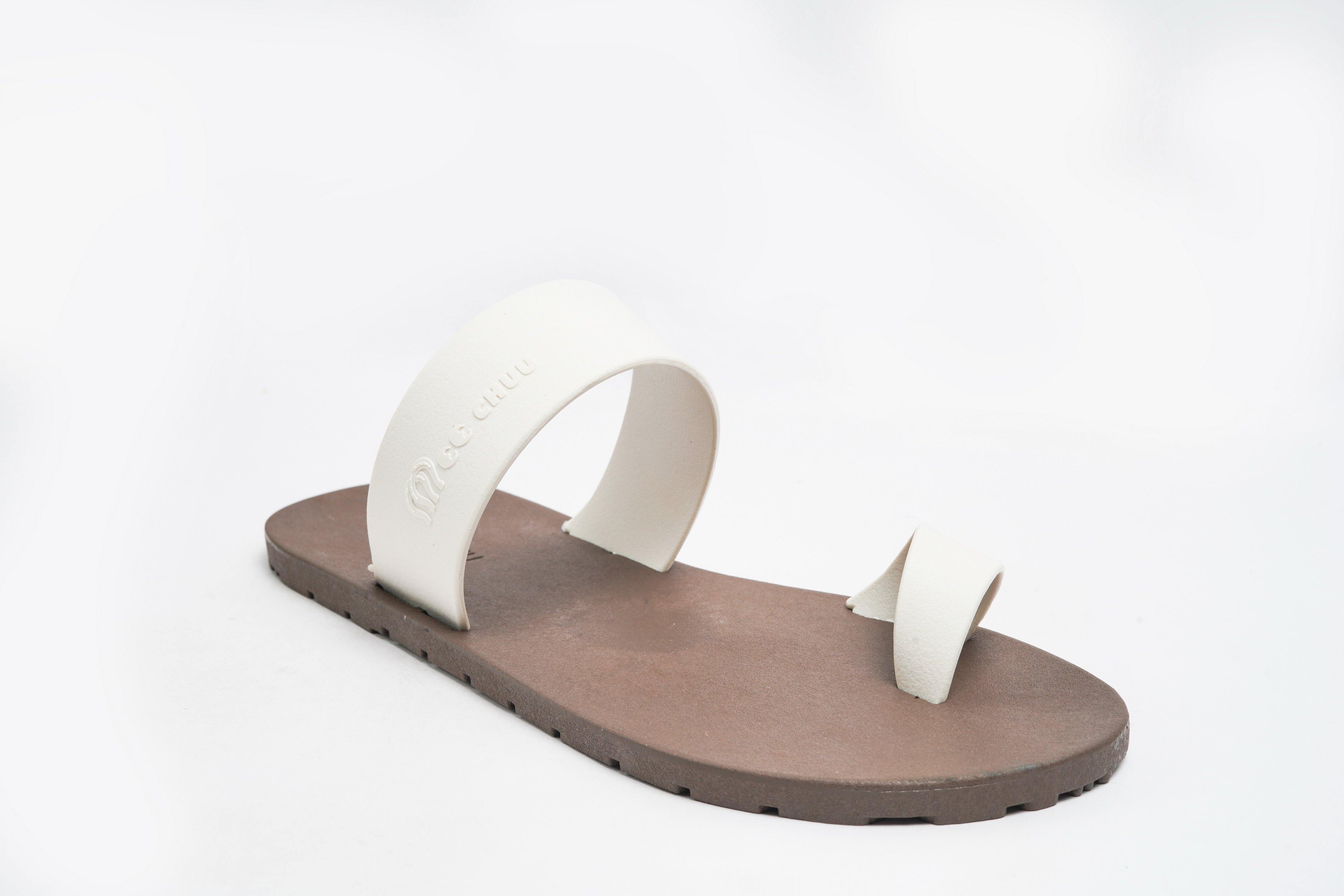 Pop Thumb Brown Sole White Strap - Moo Chuu India