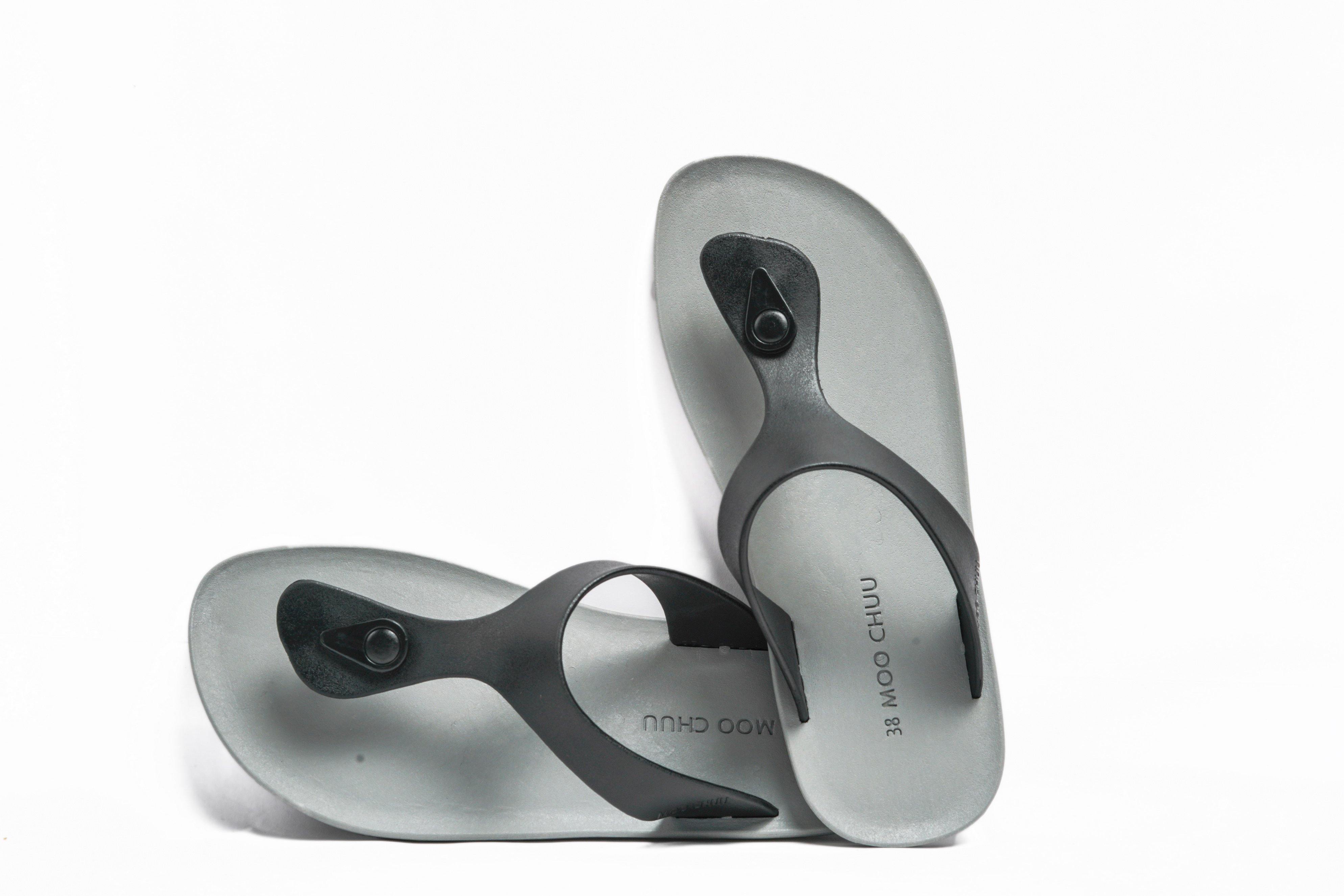 Candy Grey Sole Black Strap - Moo Chuu India