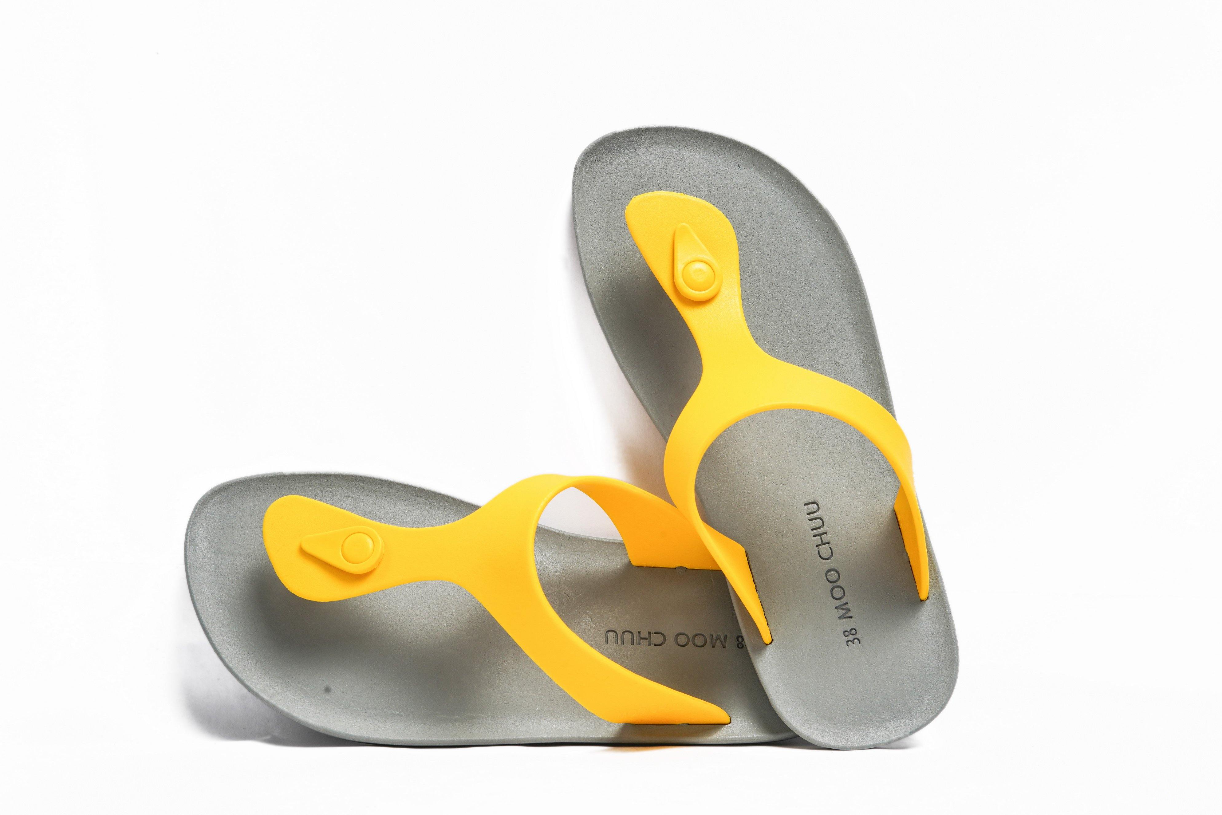 Candy Grey Sole Yellow Strap - Moo Chuu India
