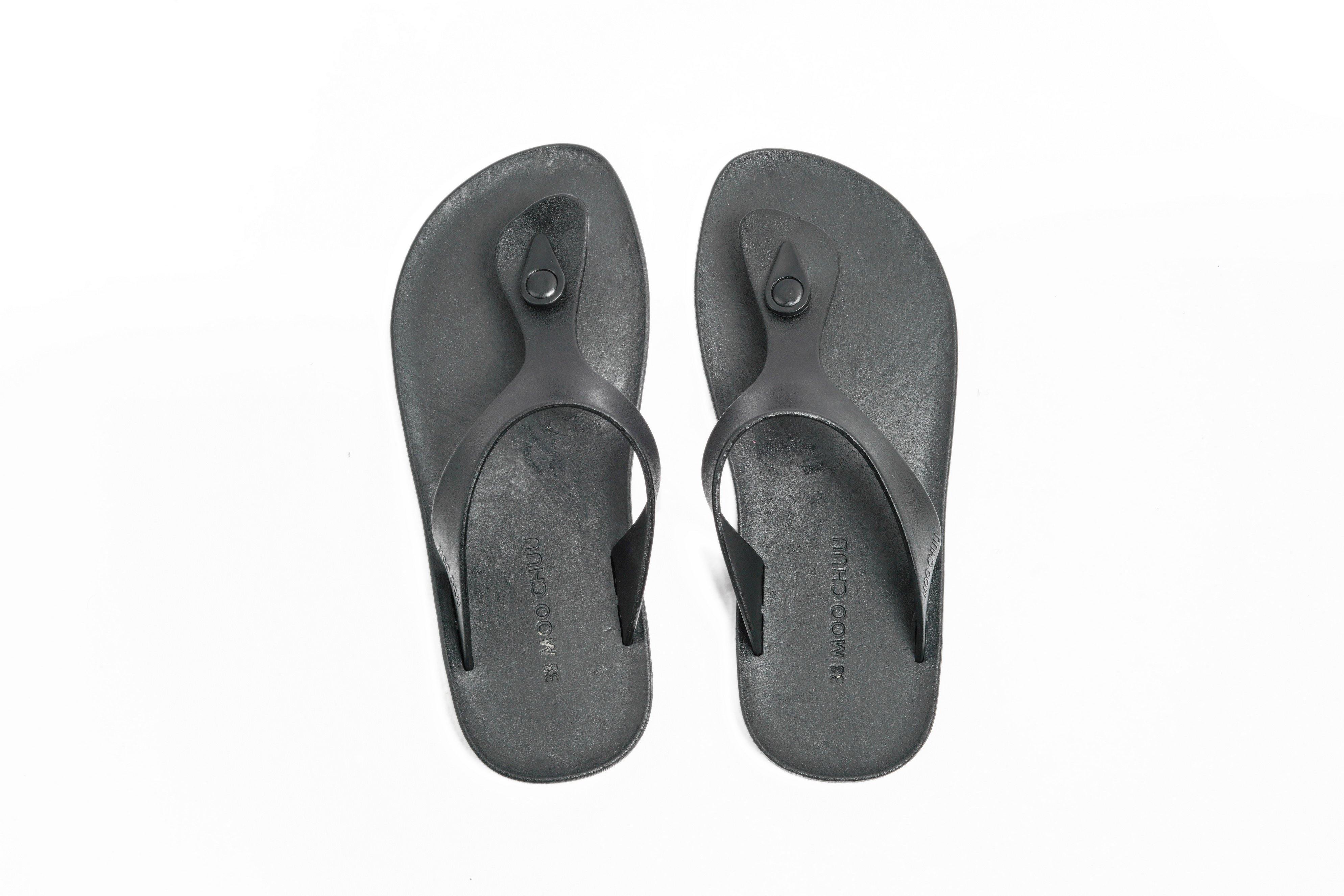 Candy Black Sole Black Strap - Moo Chuu India