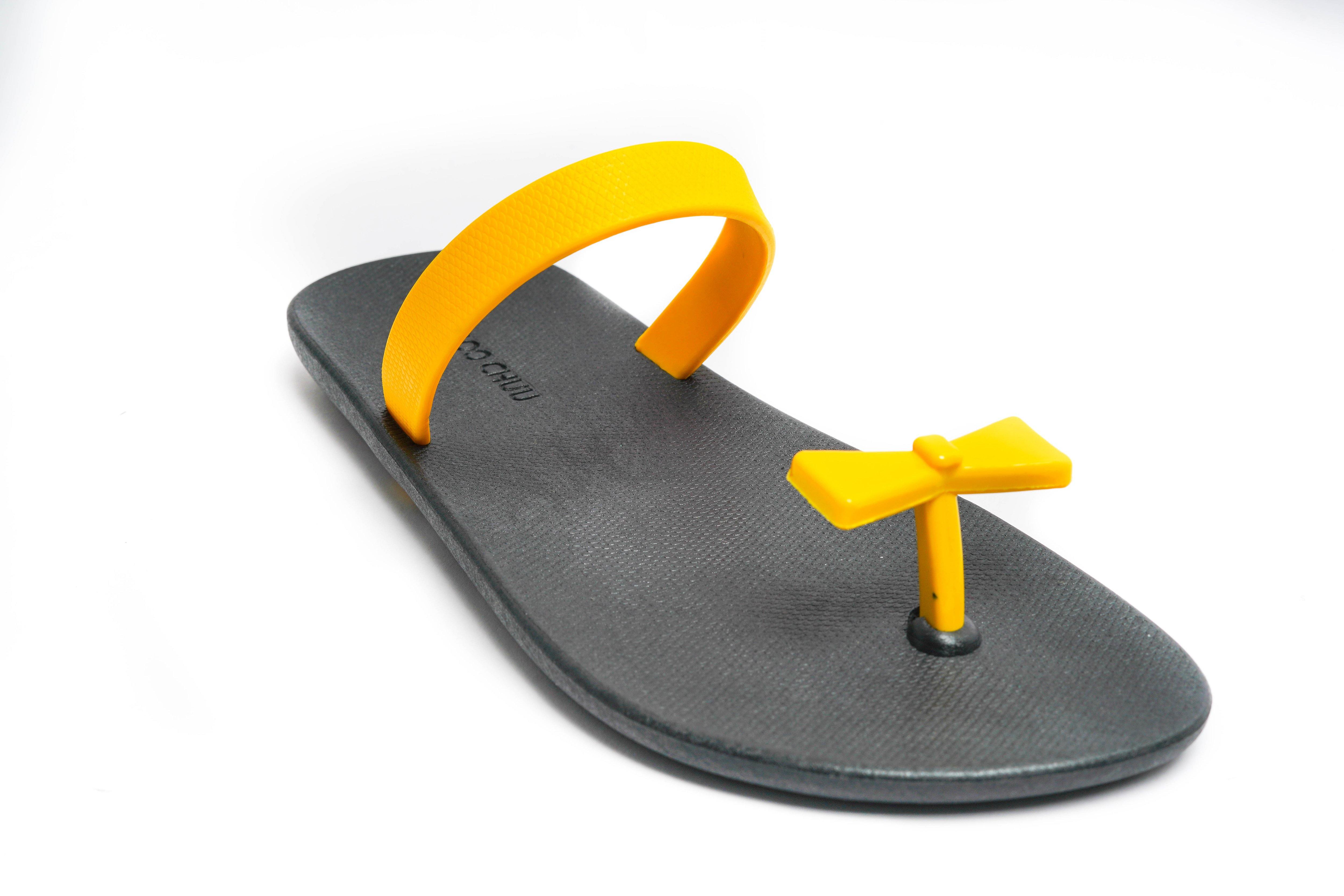 Sweety Bow Black Sole Yellow Strap - Moo Chuu India