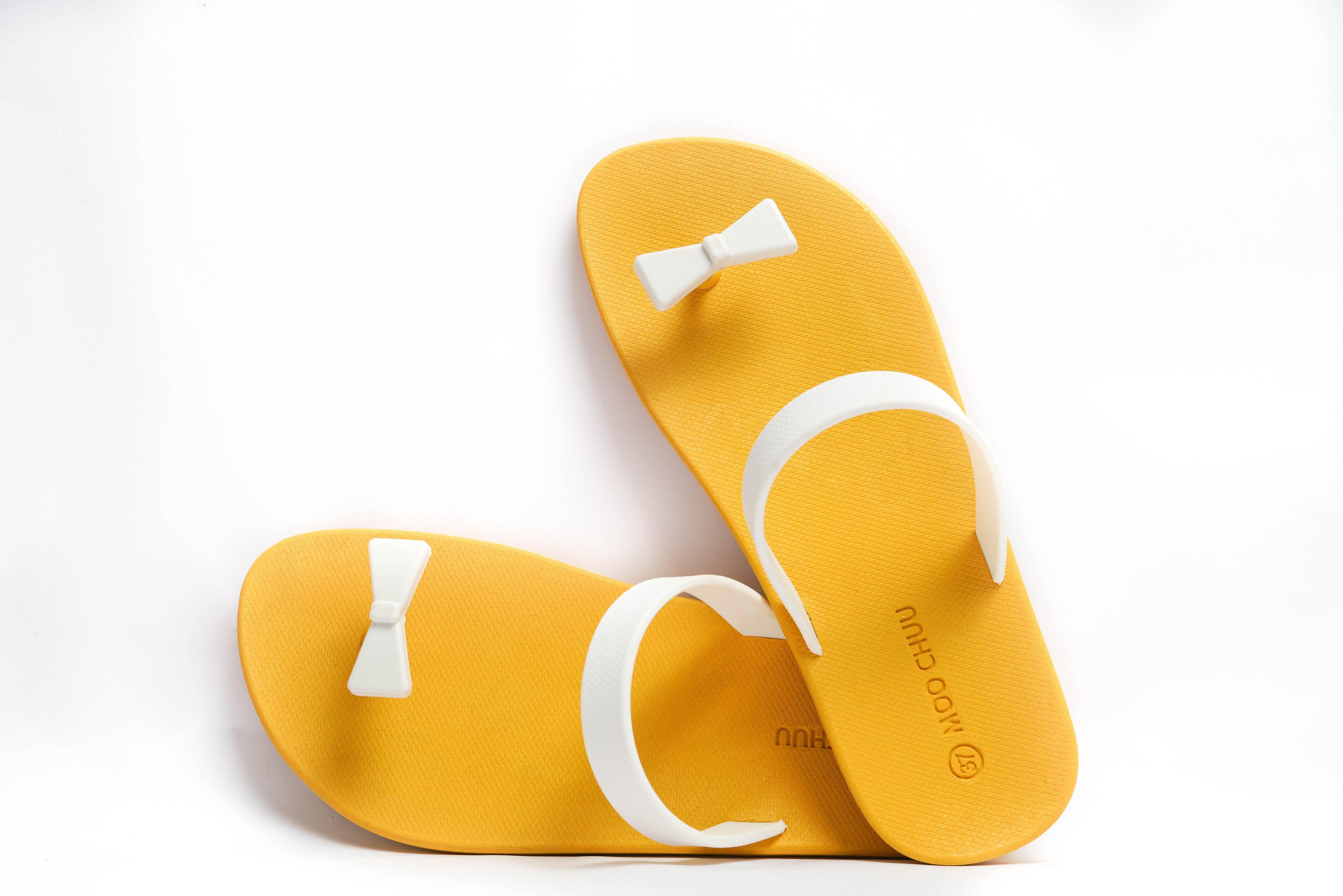 Sweety Bow Yellow Sole White Strap - Moo Chuu India