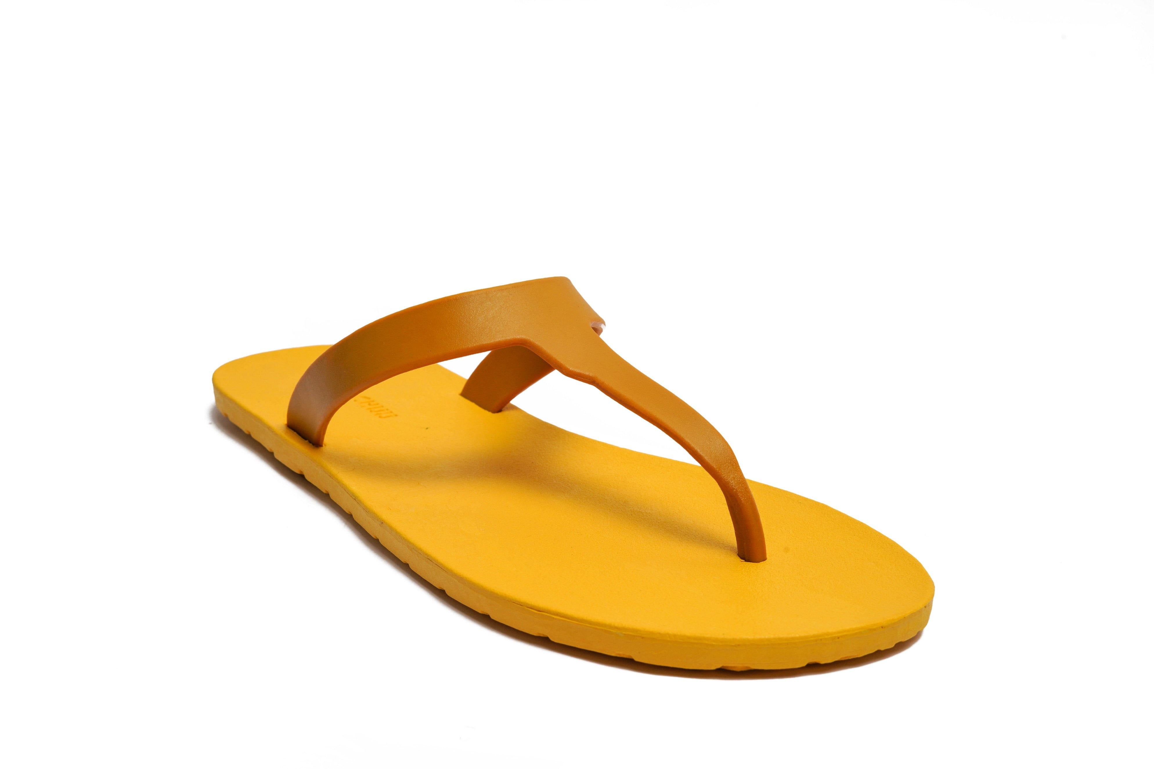 Thongs Yellow Sole Caramel Strap - Moo Chuu India