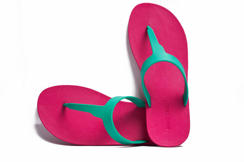 Thongs Pink Sole Green Strap - Moo Chuu India