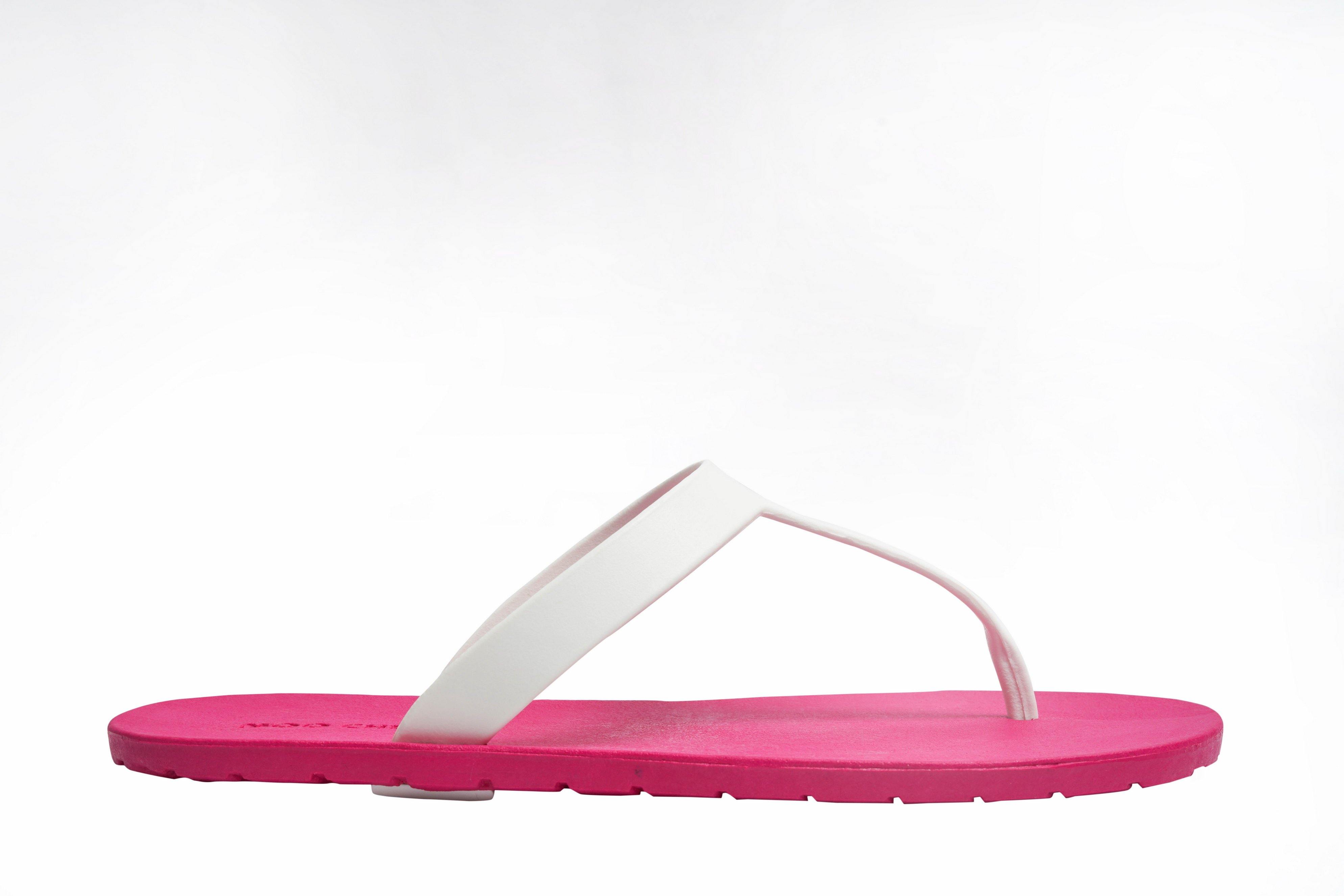 Thongs Pink Sole White Strap - Moo Chuu India