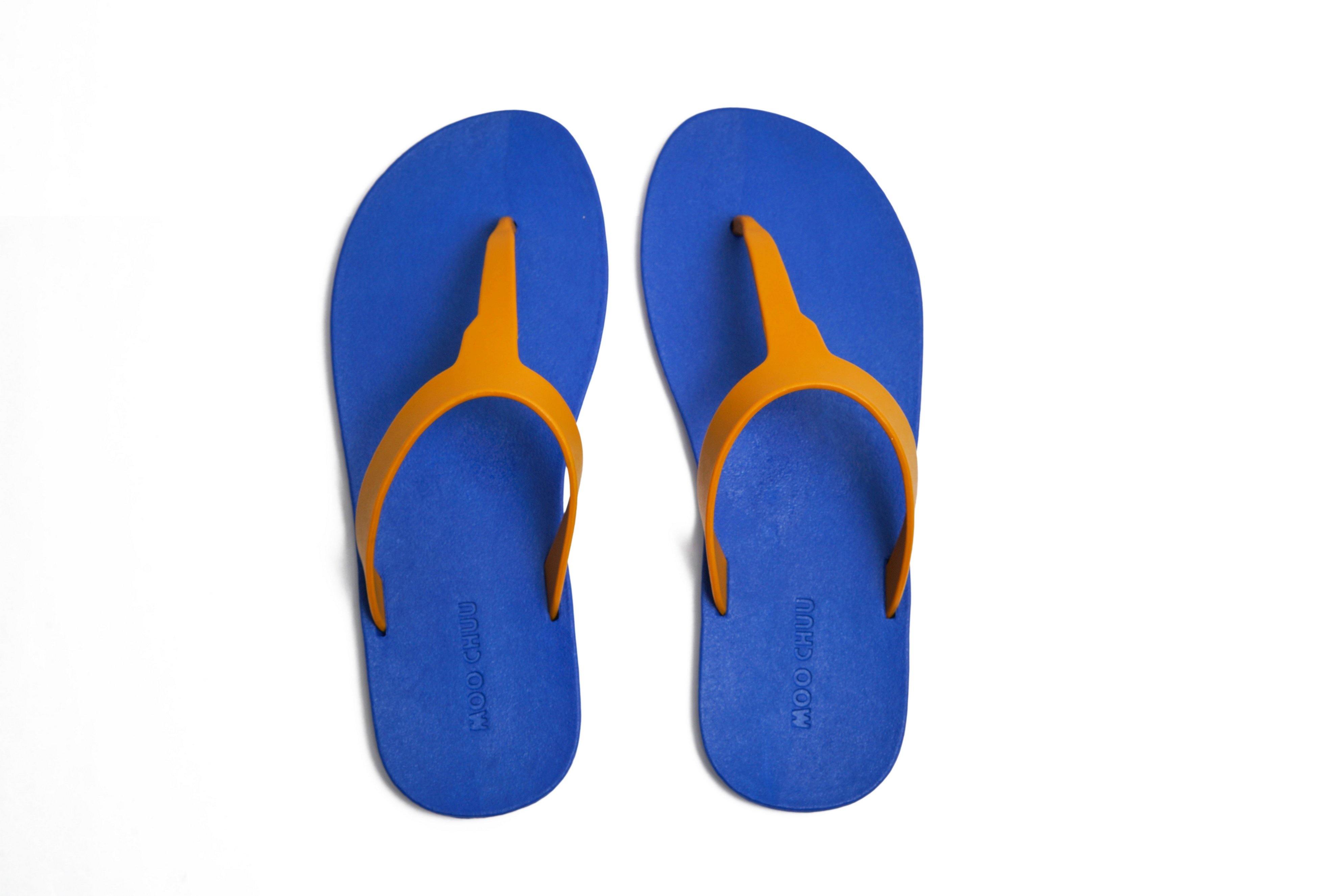 Thongs Blue Sole Caramel Strap - Moo Chuu India
