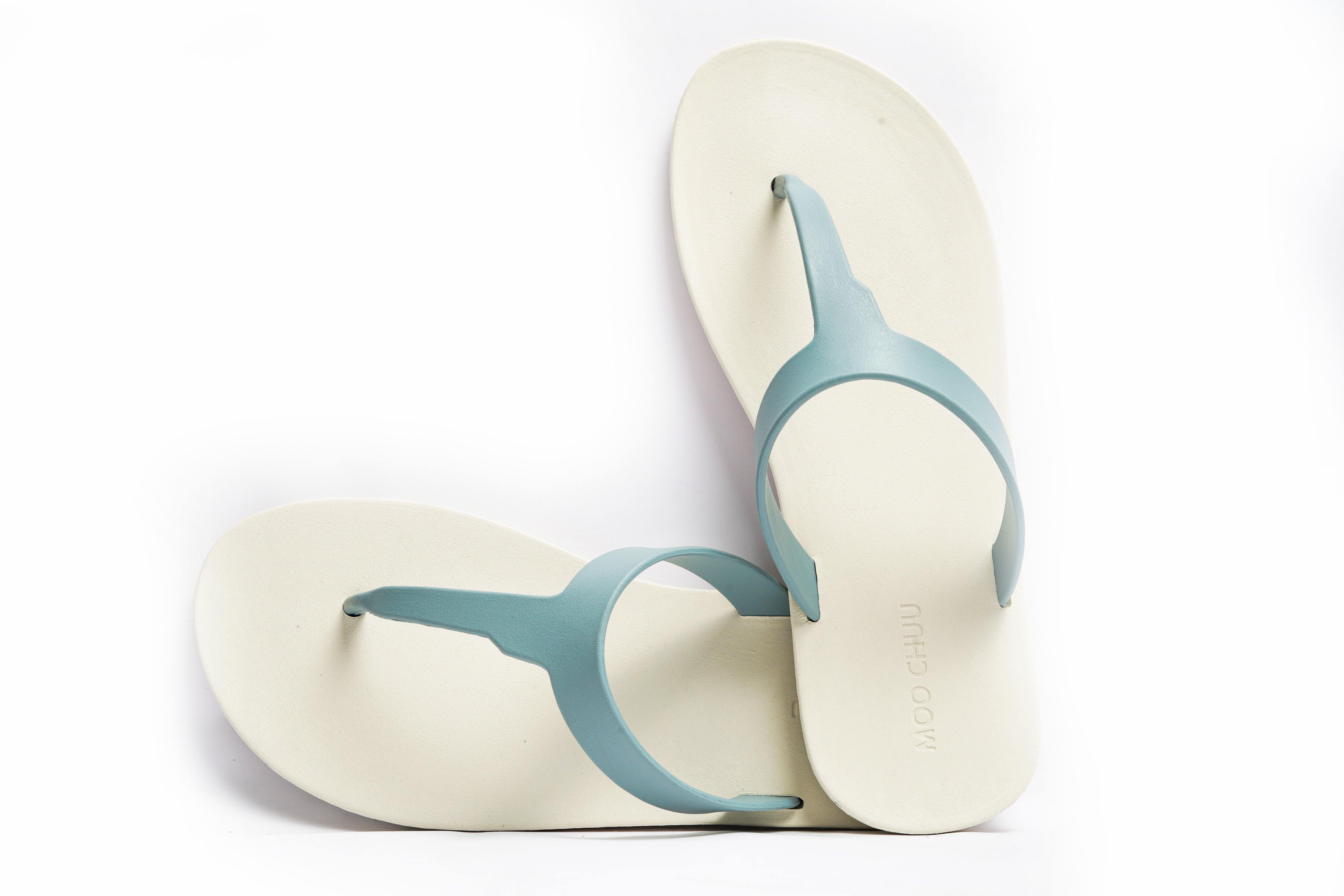 Thongs White Sole Grey Strap - Moo Chuu India