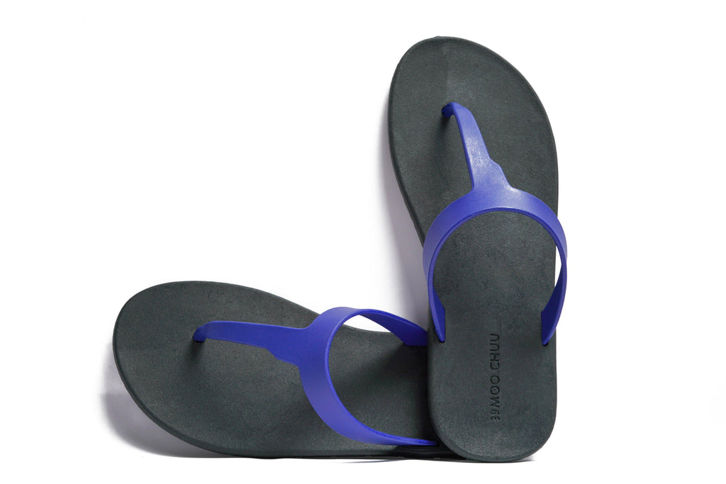 Thongs Black Sole Blue Strap - Moo Chuu India
