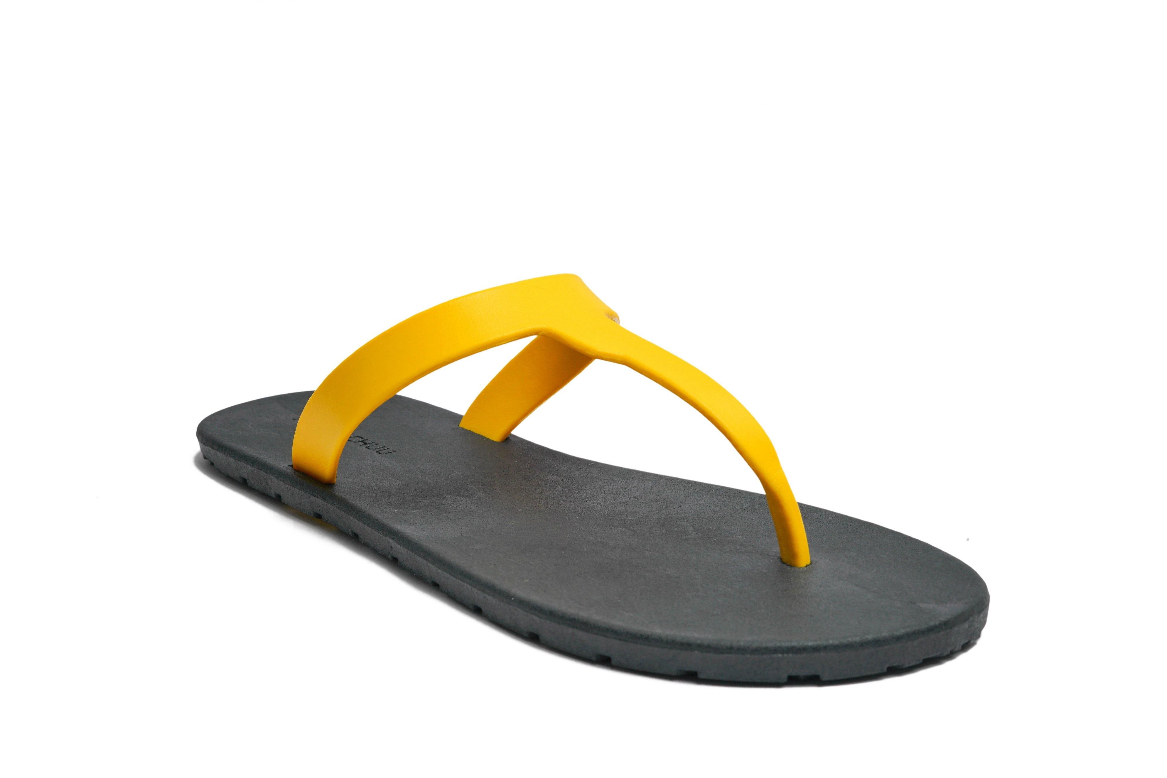 Thongs Black Sole Yellow Strap - Moo Chuu India
