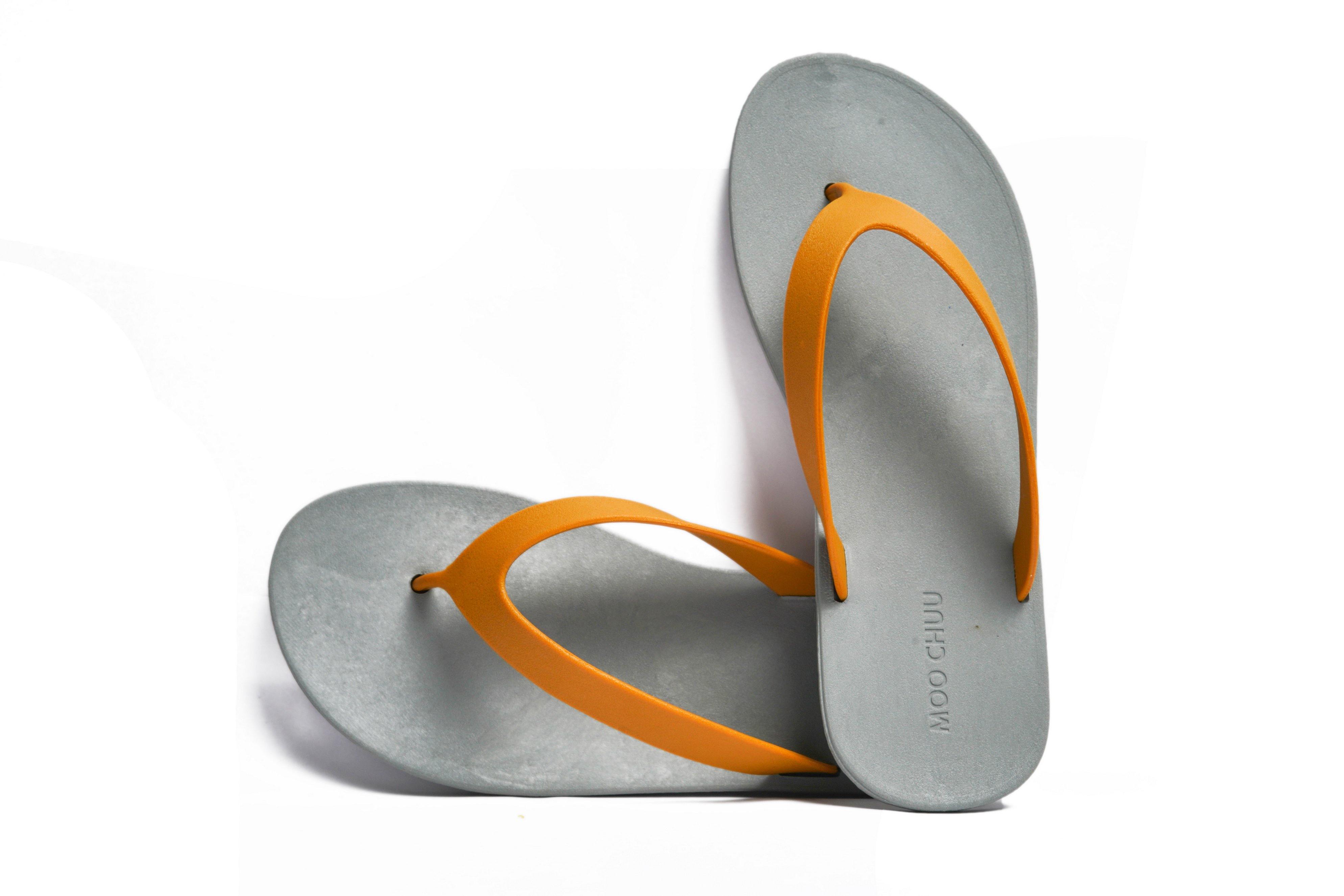 Flippy Grey Sole Caramel Strap - Moo Chuu India
