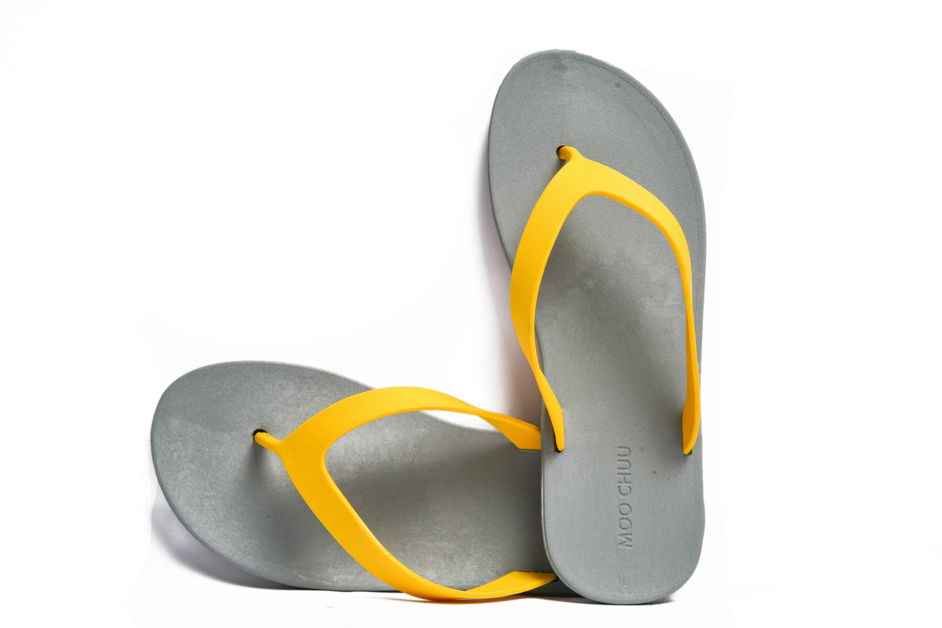 Flippy Grey Sole Yellow Strap - Moo Chuu India