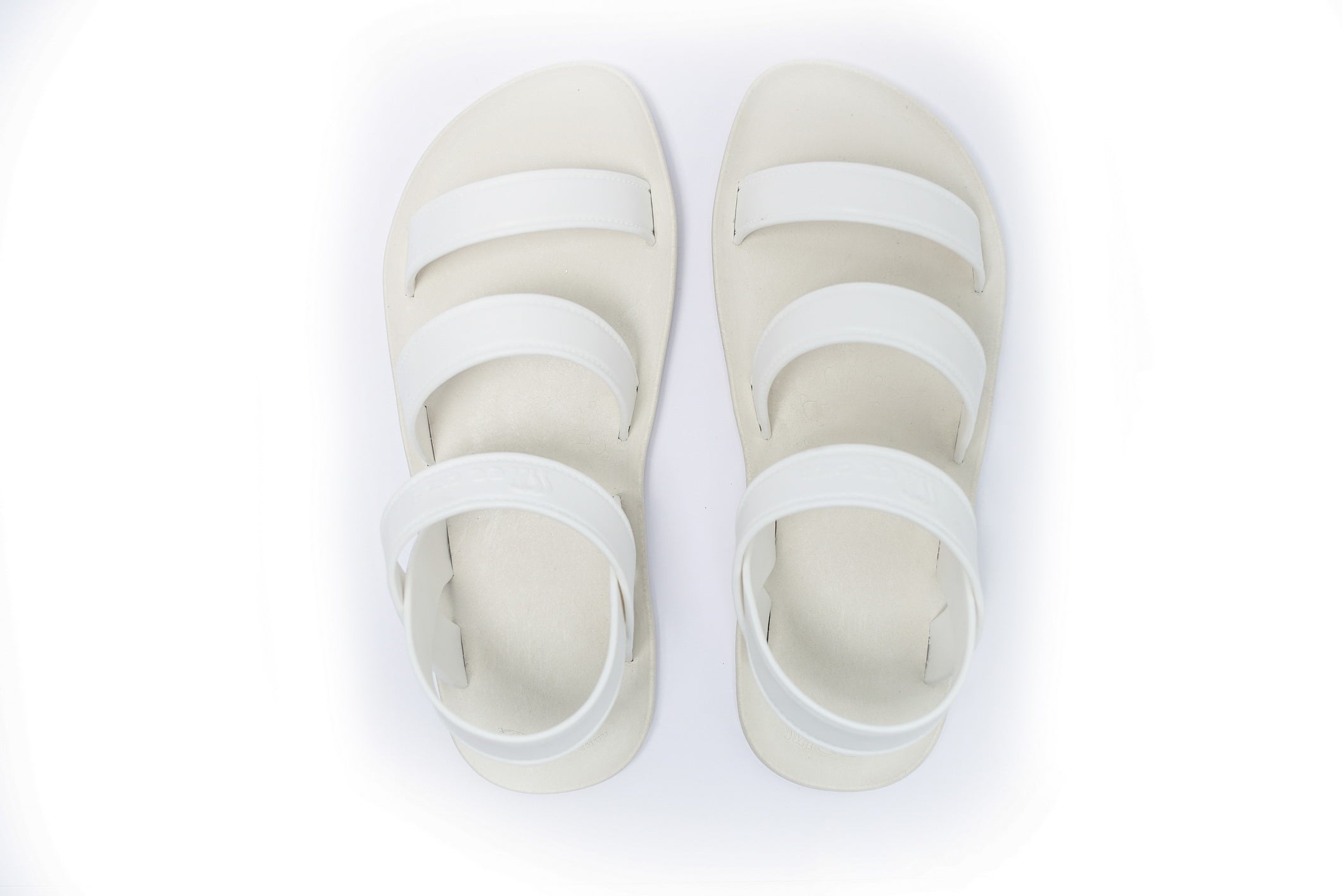 Twin Plus White Sole White Strap