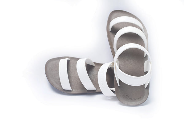 G SNR EVA WHITE MOULDED 2 STRAP SANDAL SIZE 13-6 | Target Australia