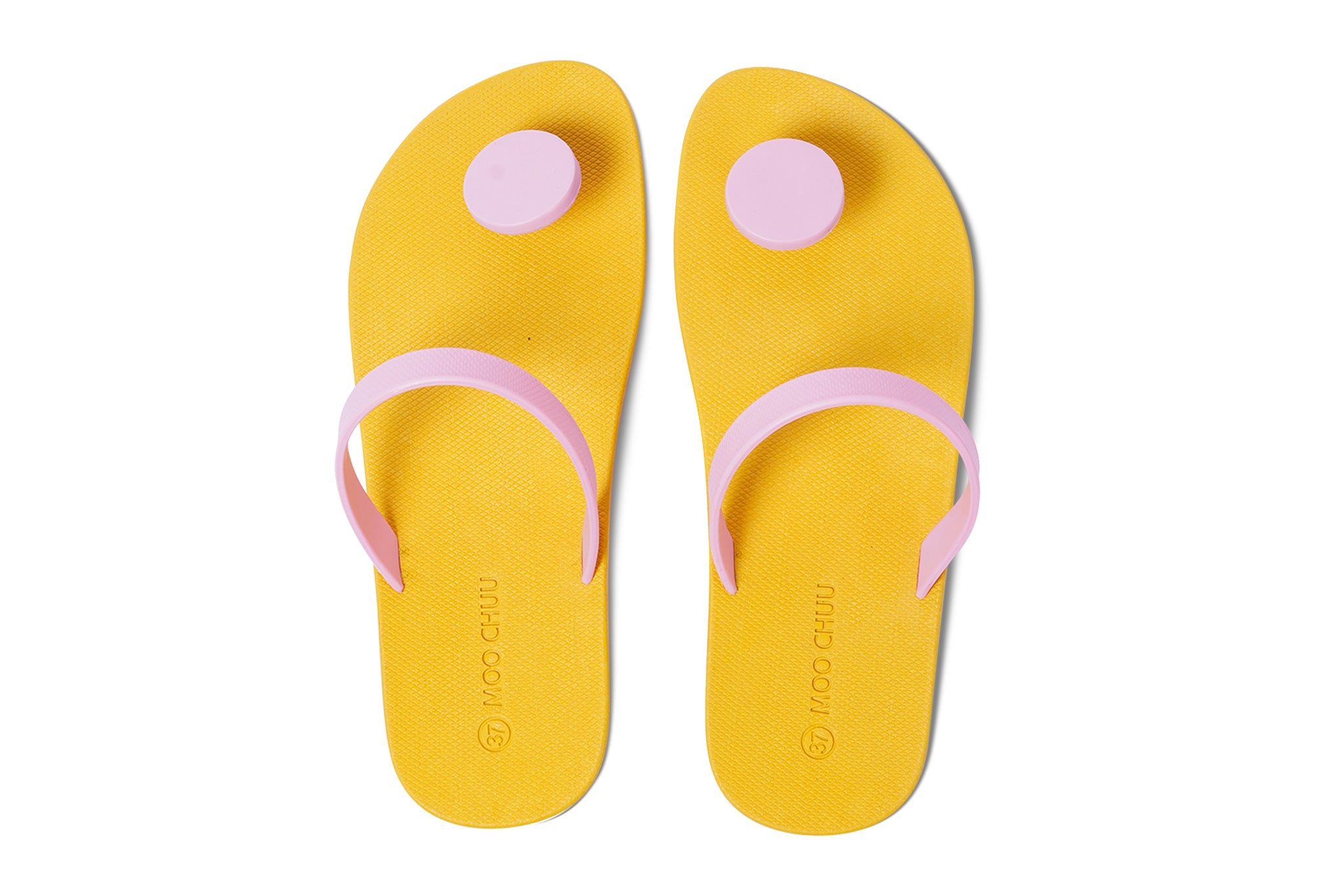 Yellow dot flip store flops